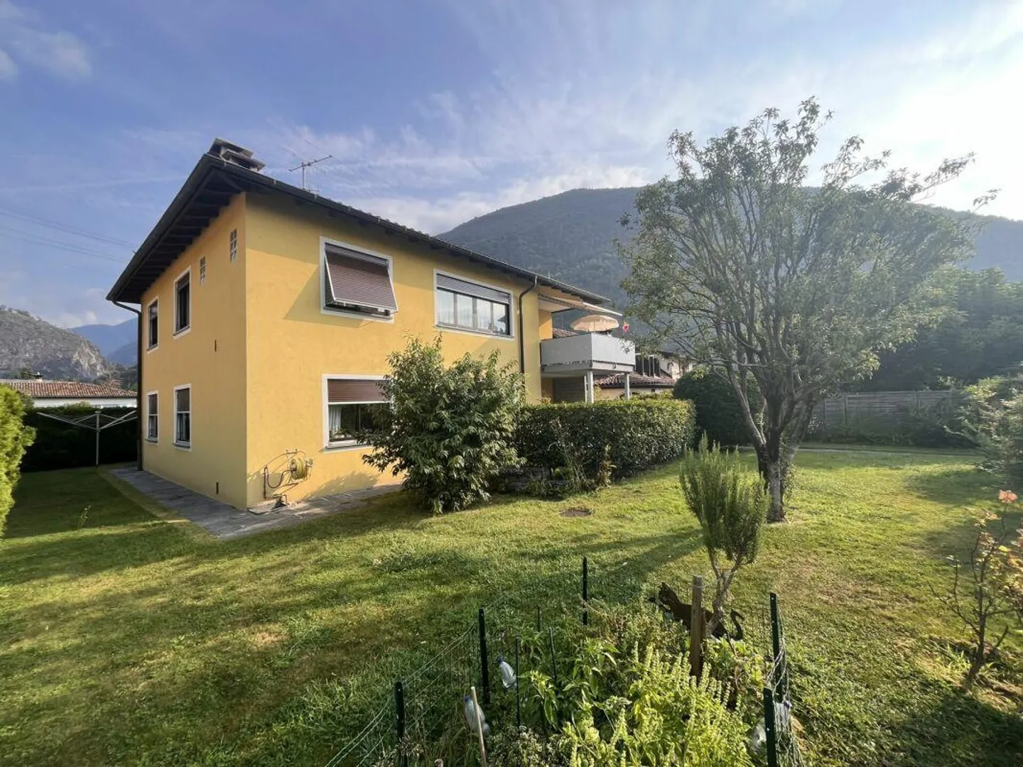 LOSONE - DOPPELHAUSHÄLFTE MIT GROSSEM GARTEN - Foto 2 von 27