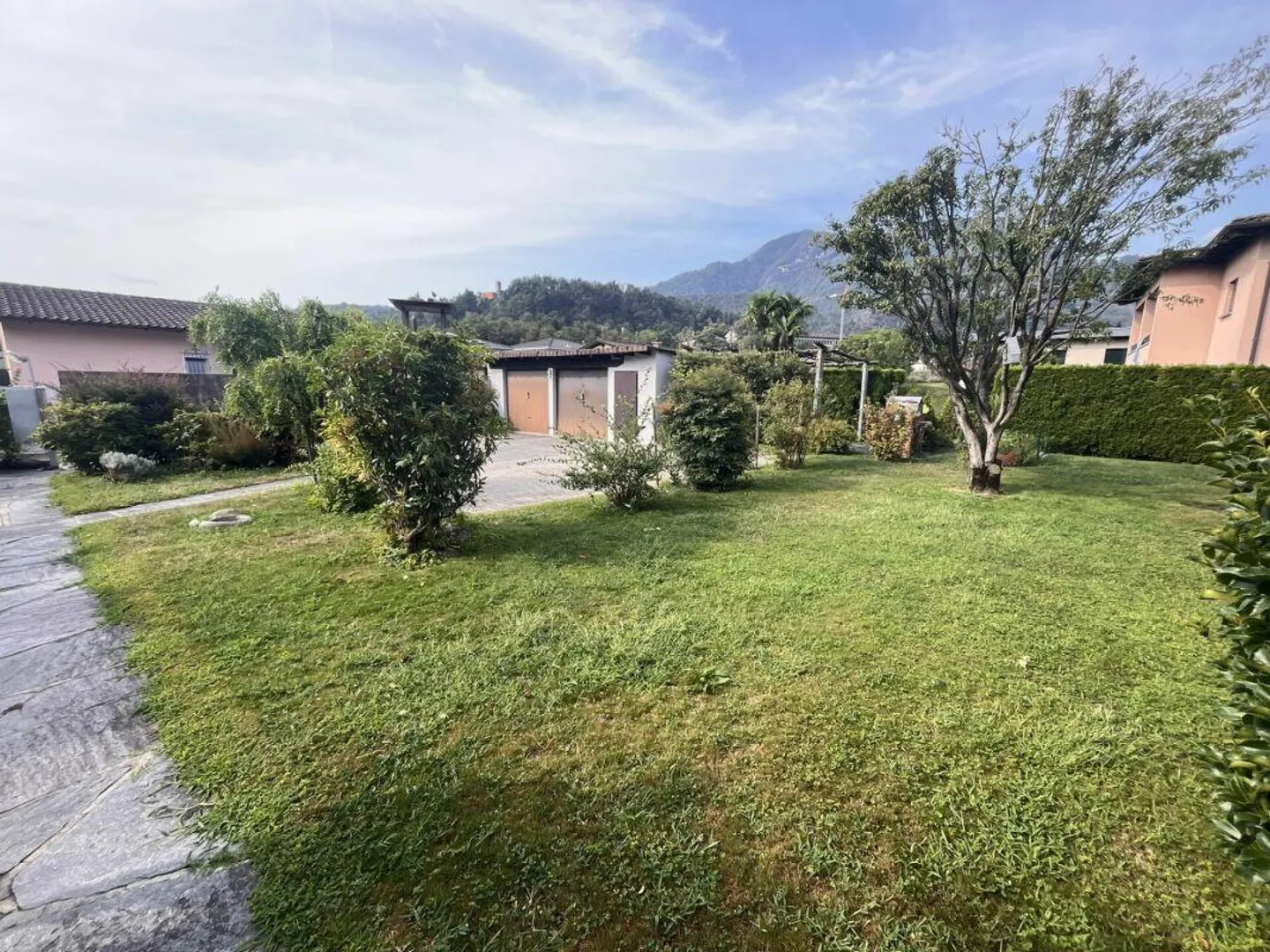 LOSONE - DOPPELHAUSHÄLFTE MIT GROSSEM GARTEN - Foto 5 von 27