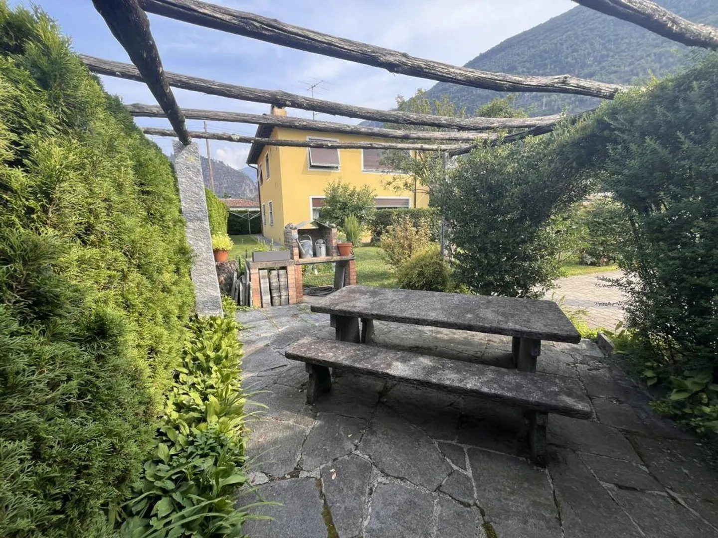 LOSONE - DOPPELHAUSHÄLFTE MIT GROSSEM GARTEN - Foto 6 von 27