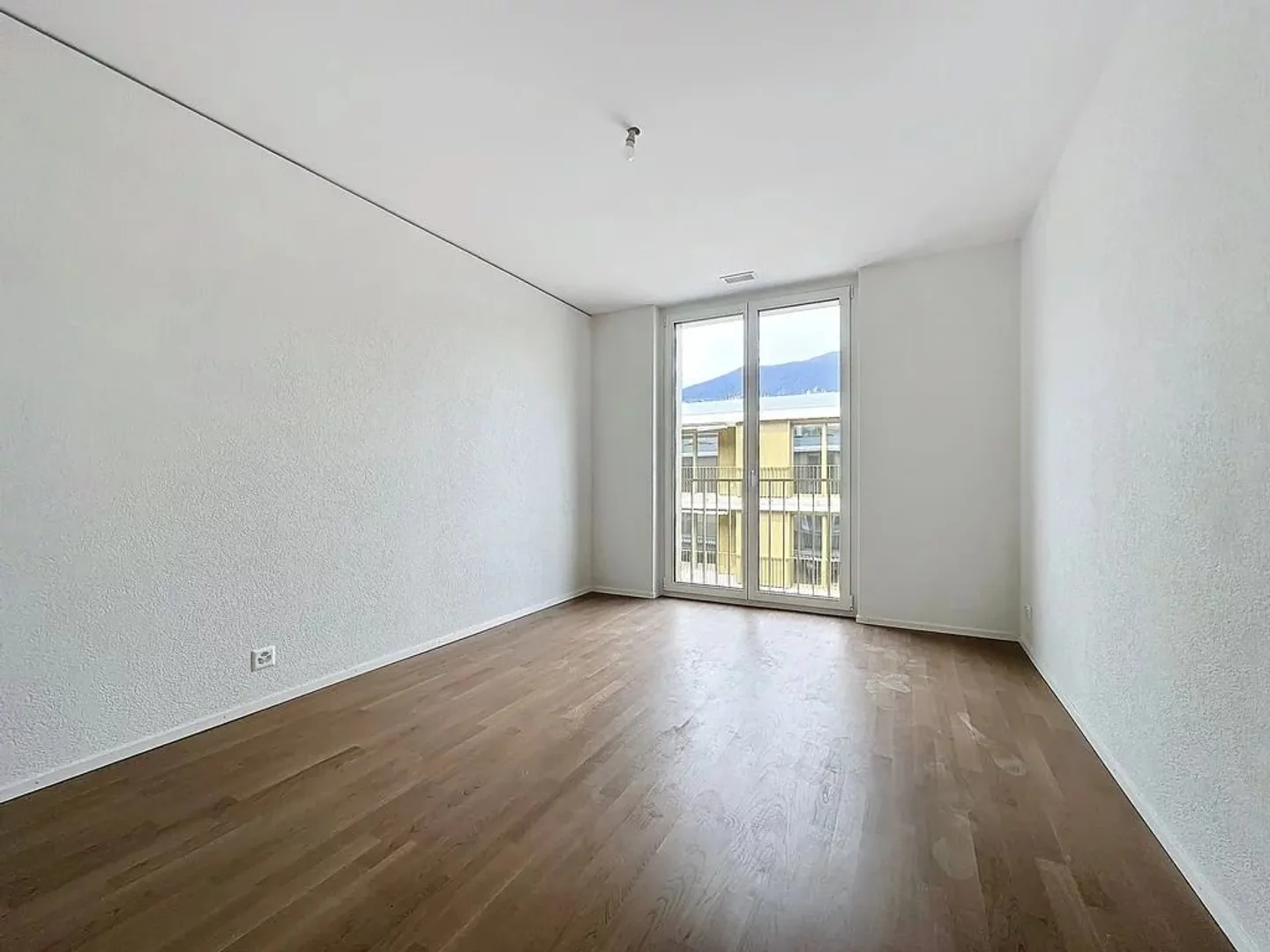 Appartement 2.5 pièces - Photo 6 sur 8