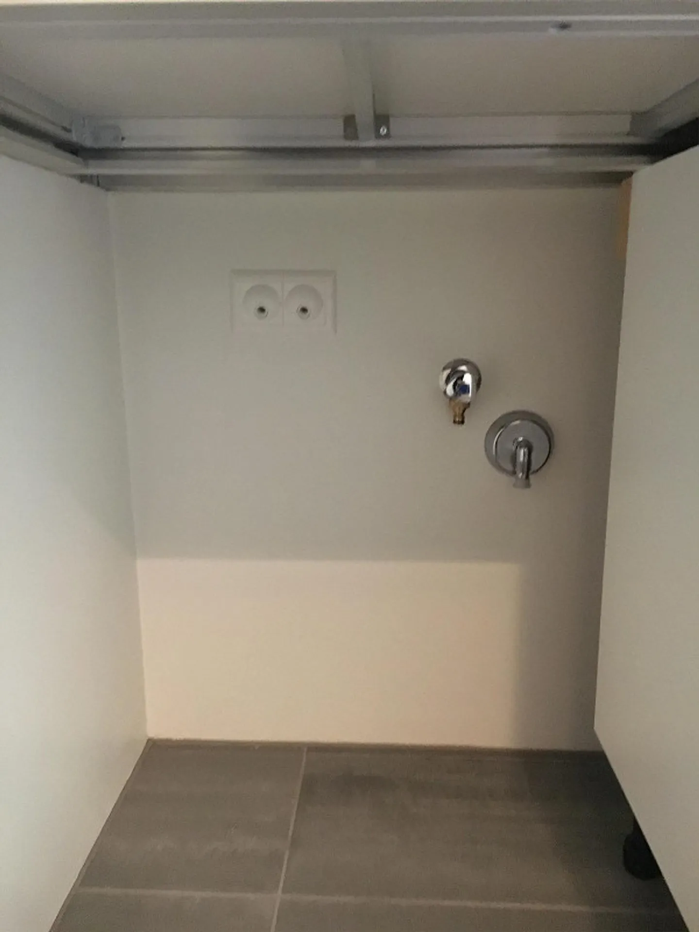 Mendrisio ZENTRUM GROßE 4.5-Zimmer-Wohnung mit GROßER Terrasse - Foto 4 von 19