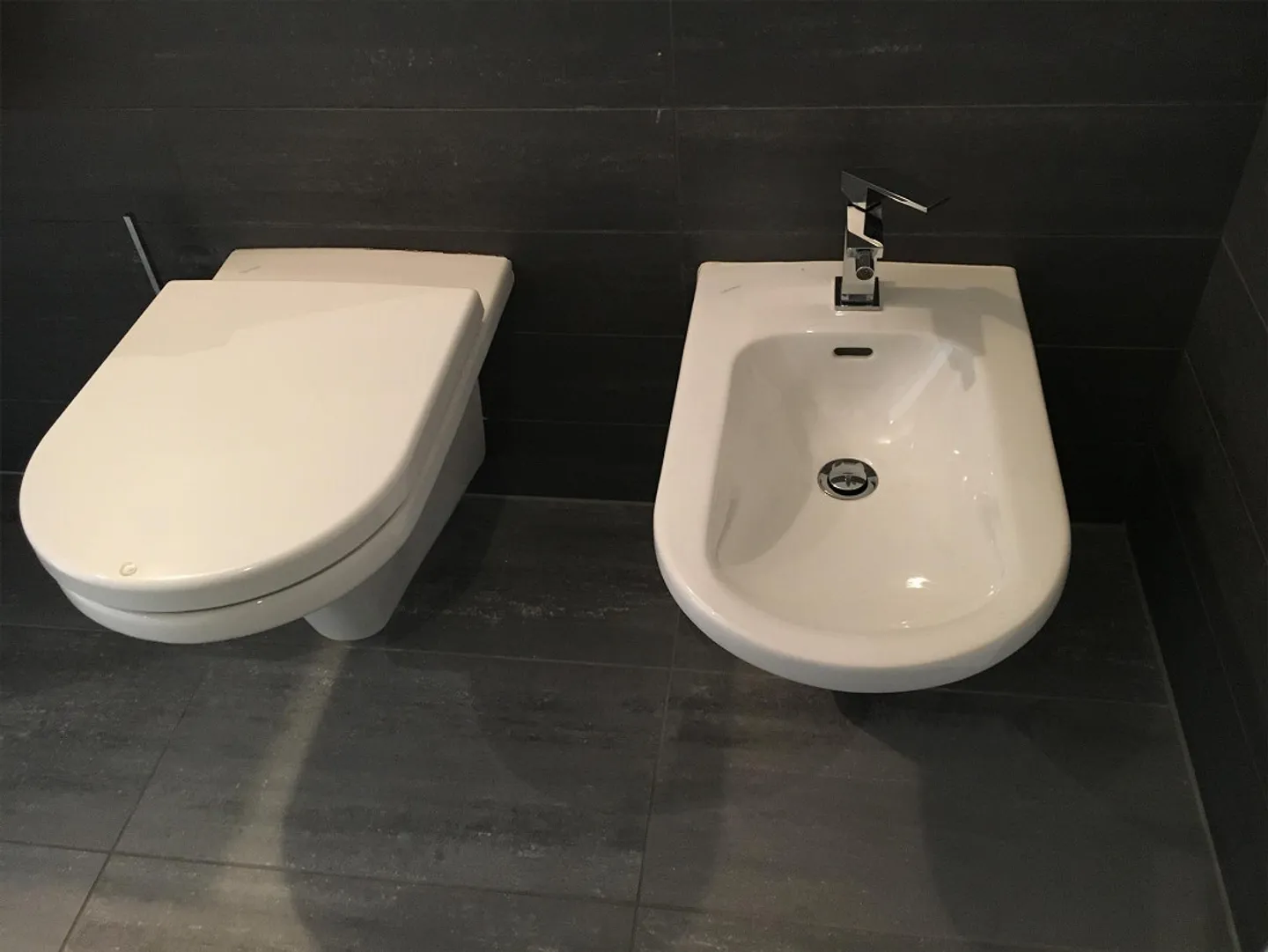 Mendrisio ZENTRUM GROßE 4.5-Zimmer-Wohnung mit GROßER Terrasse - Foto 6 von 19