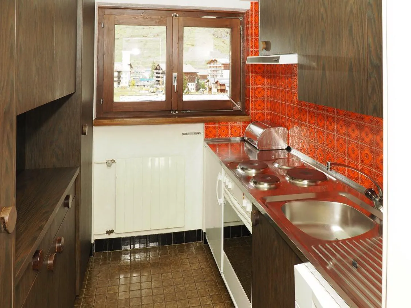 From May 1, 2026 - only in annual rent - Photo 12 of 30