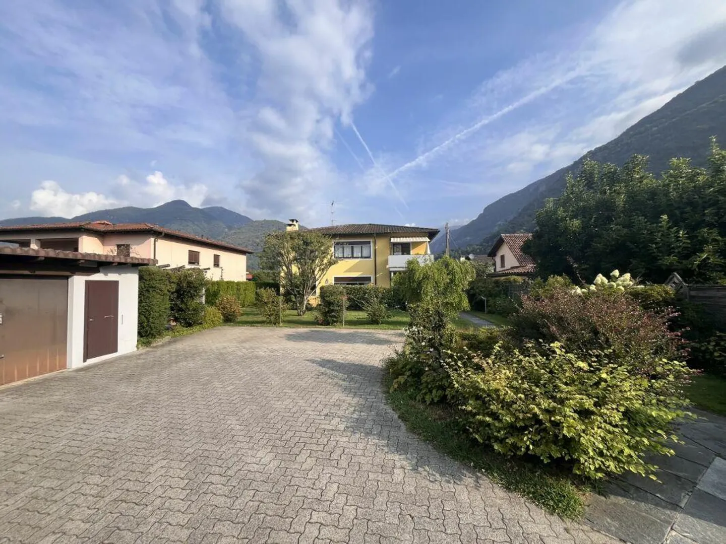 LOSONE - DOPPELHAUSHÄLFTE MIT GROSSEM GARTEN - Foto 25 von 27