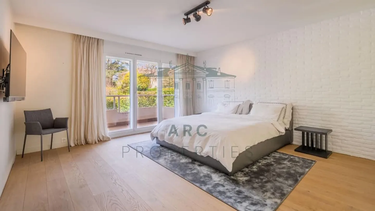 COLOGNY - WUNDERSCHÖNE WOHNUNG IN EINER GRÜNEN UMGEBUNG - Foto 4 von 5