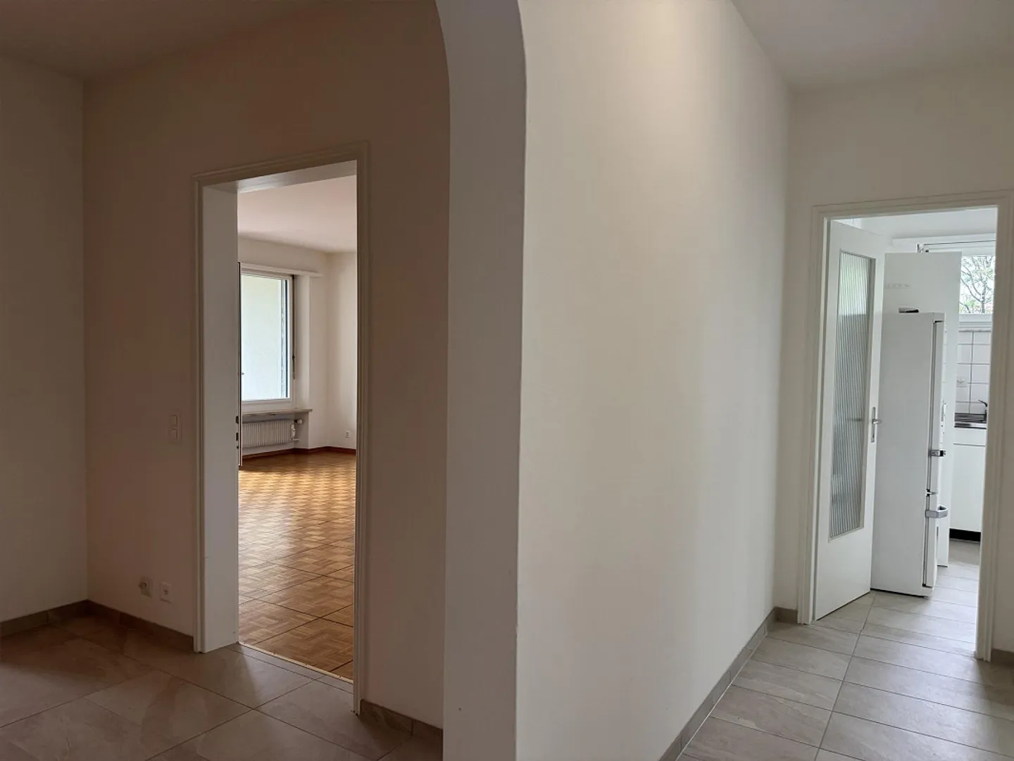 Geräumige und helle 3 1/2 Zimmer - Locarno/Solduno - Foto 6 von 9