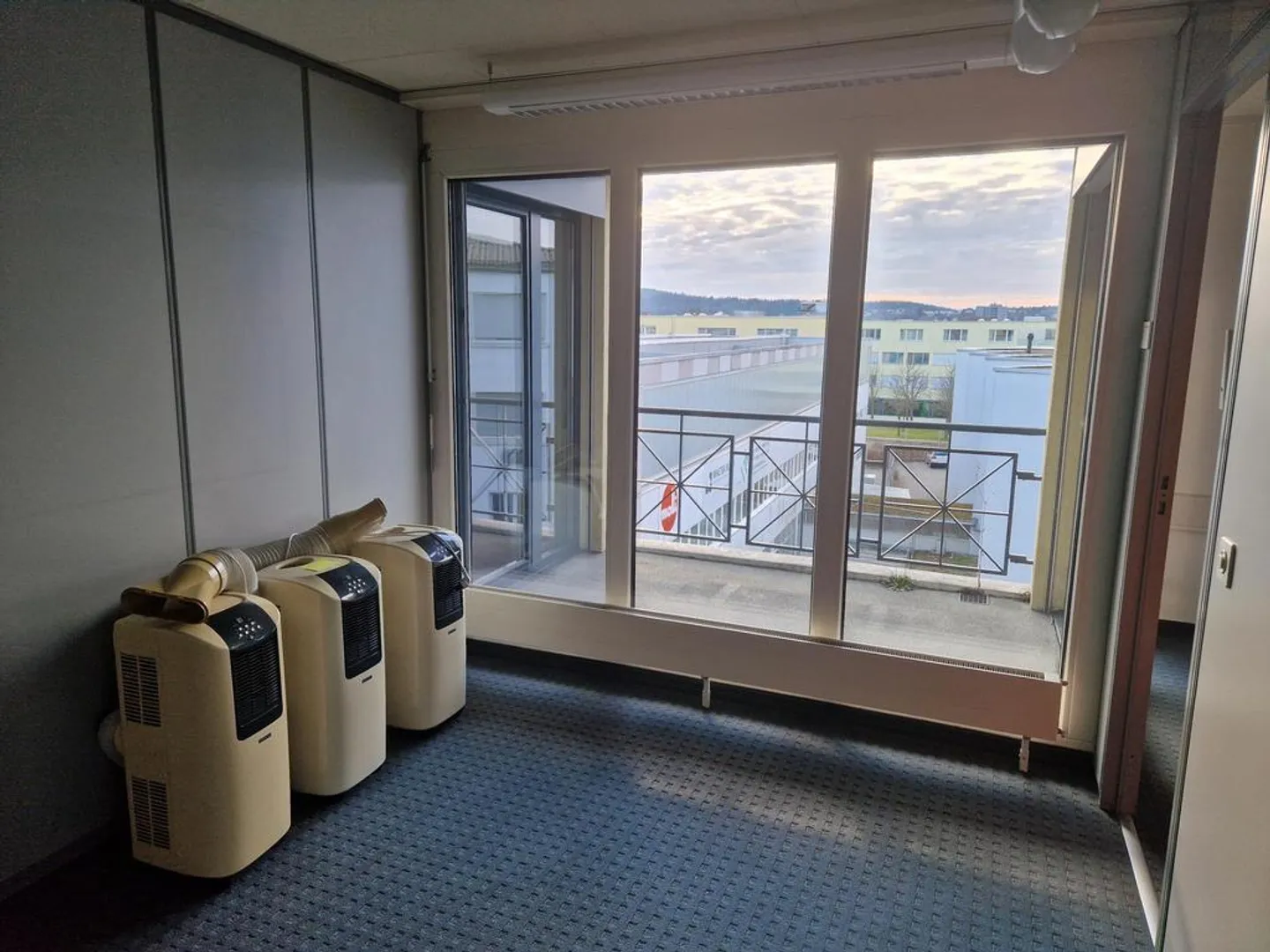 Vielseitige Bürofläche zu vermieten - Foto 3 von 6