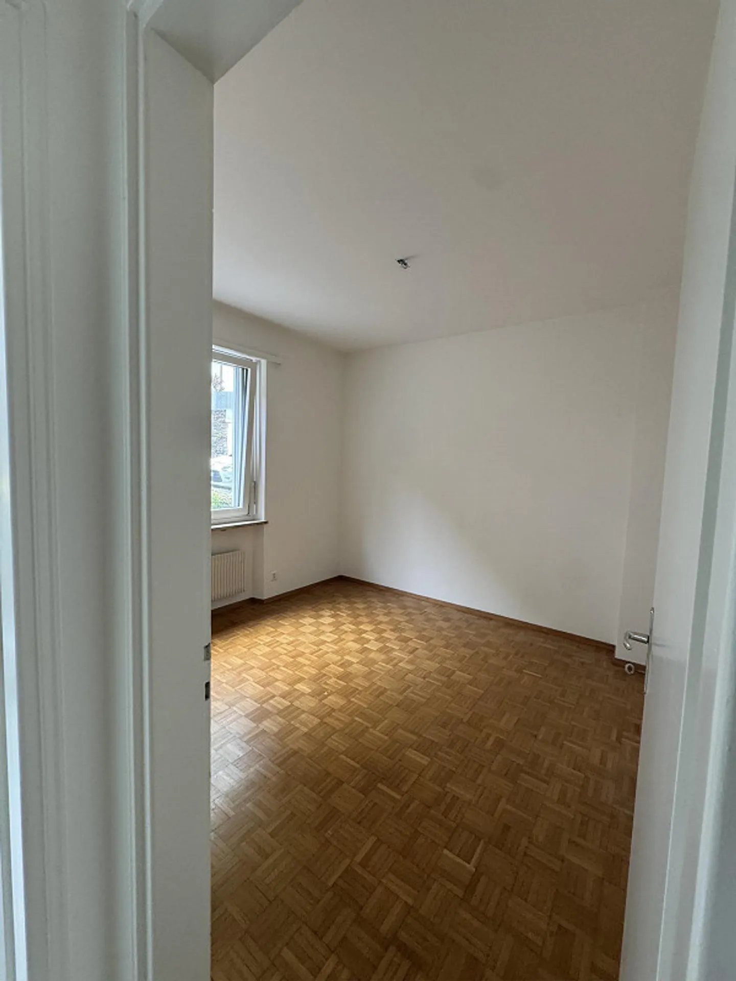 Geräumige und helle 3 1/2 Zimmer - Locarno/Solduno - Foto 7 von 9