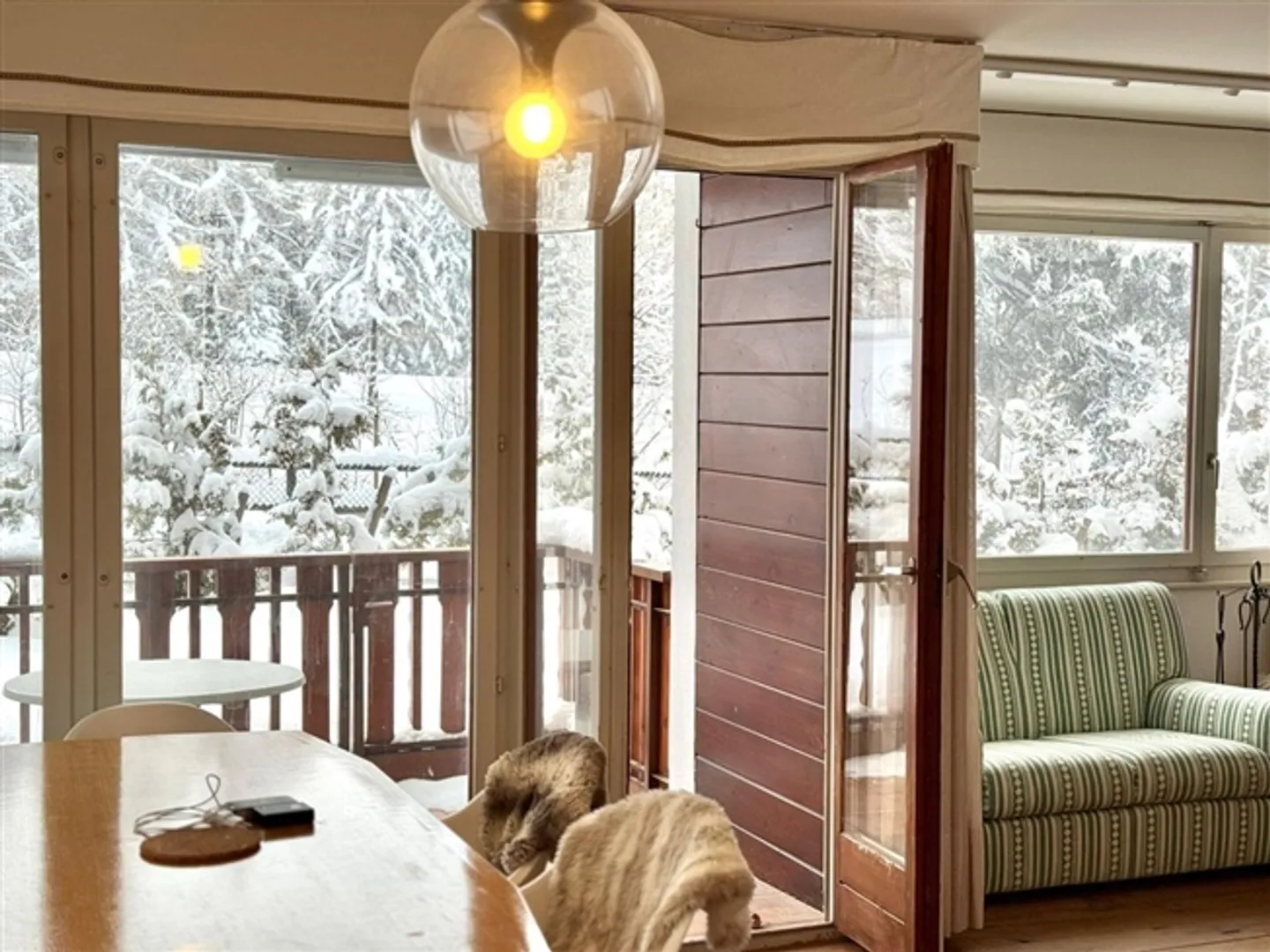 4.5 Room Apartment on the Edge of the Golf Course (Lärchen) - Privileged Location - Photo 8 of 13