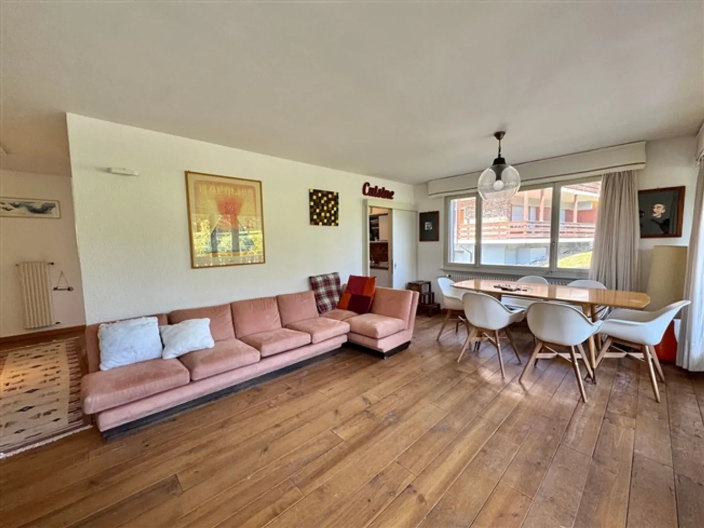 4.5 Room Apartment on the Edge of the Golf Course (Lärchen) - Privileged Location - Photo 10 of 13