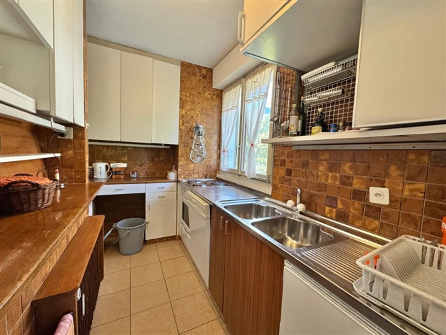 4.5 Room Apartment on the Edge of the Golf Course (Lärchen) - Privileged Location - Photo 11 of 13