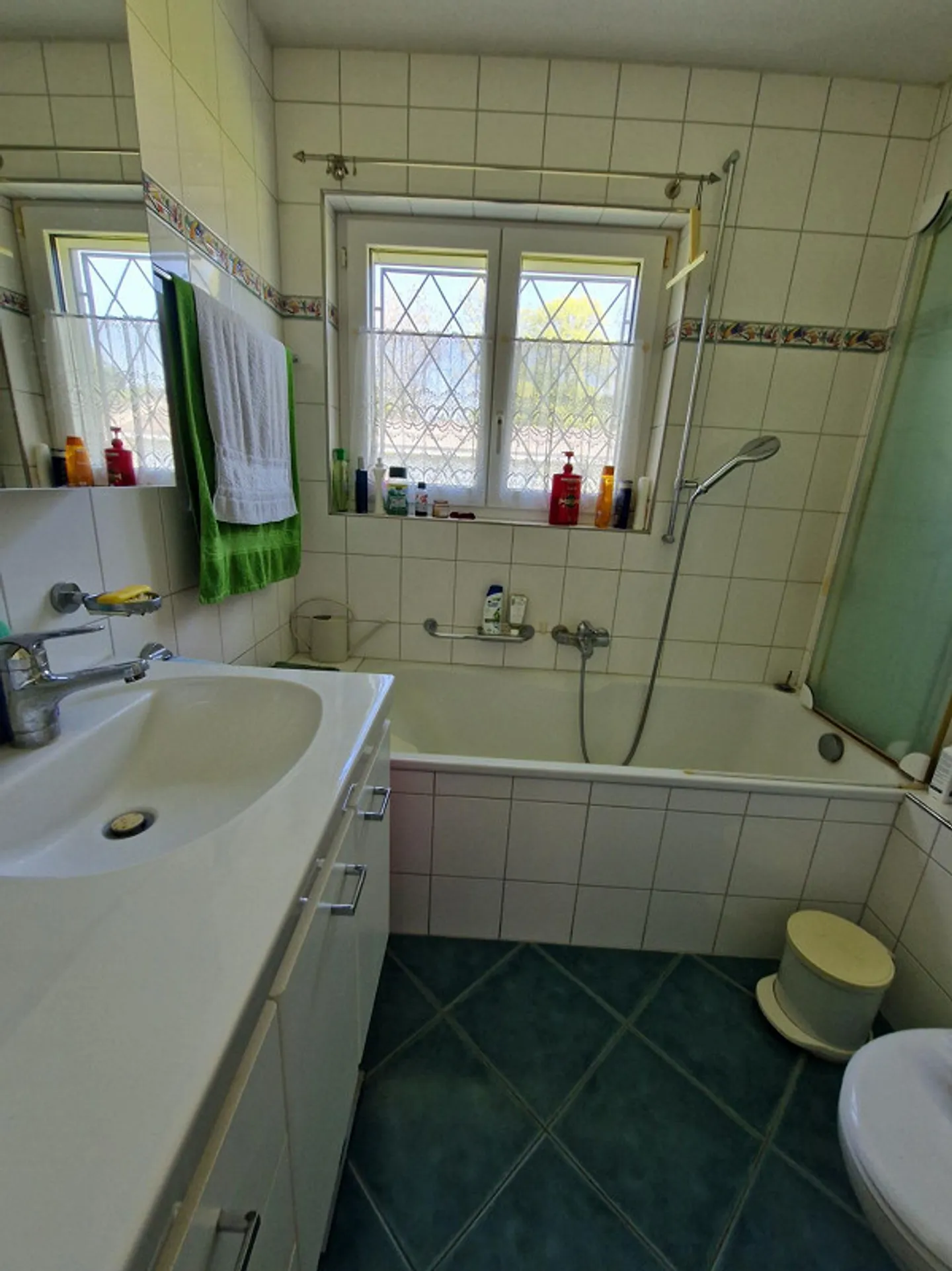 Incantevole casa unifamiliare di 4 stanze in posizione centrale - Foto 3 di 9