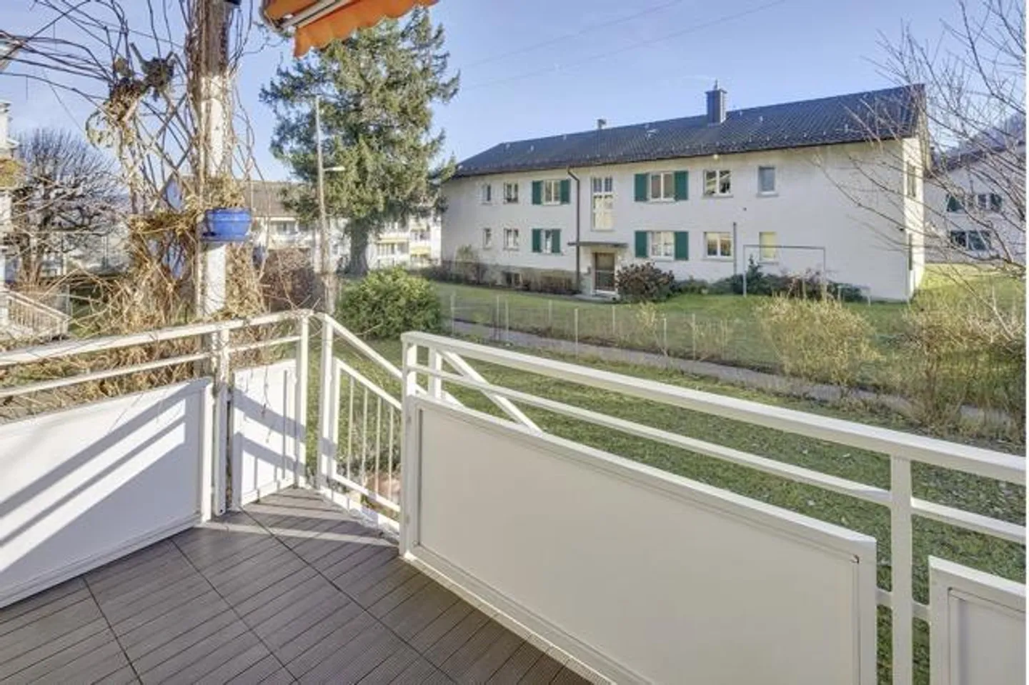 Renovierte Gartenwohnung in Zürich - Foto 2 von 13