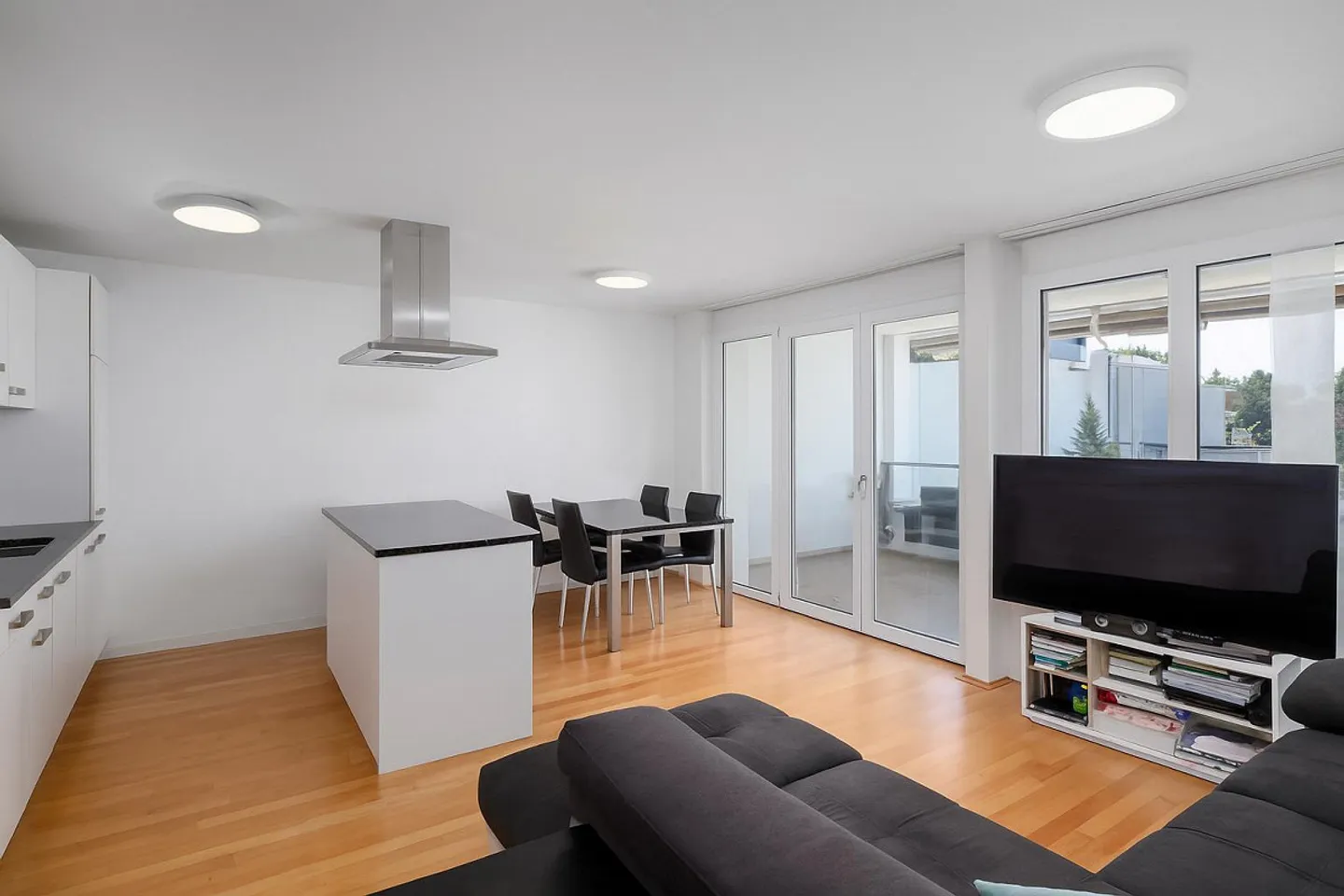 Appartement attrayant au cœur d'Opfikon - Photo 1 sur 7