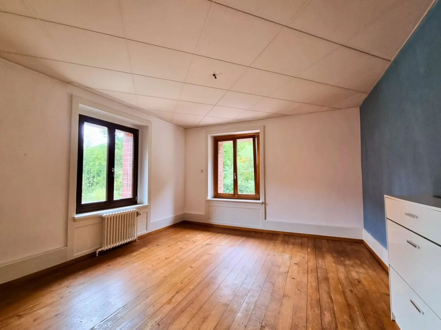 Casa di villaggio da ristrutturare, con un ampio giardino senza affacci - Foto 6 di 17