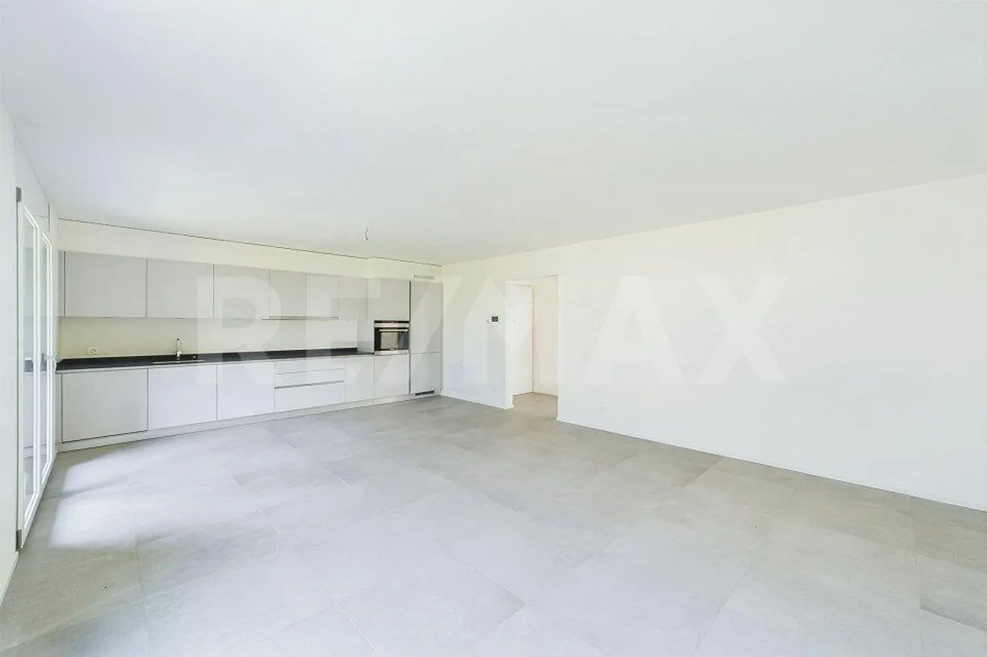 Appartement lumineux en emplacement privilégié - Photo 5 sur 13