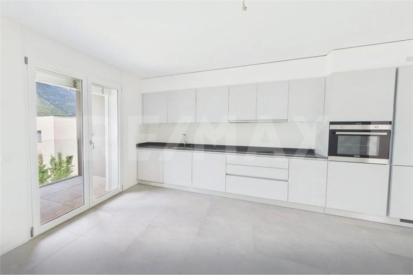 Appartement lumineux en emplacement privilégié - Photo 7 sur 13