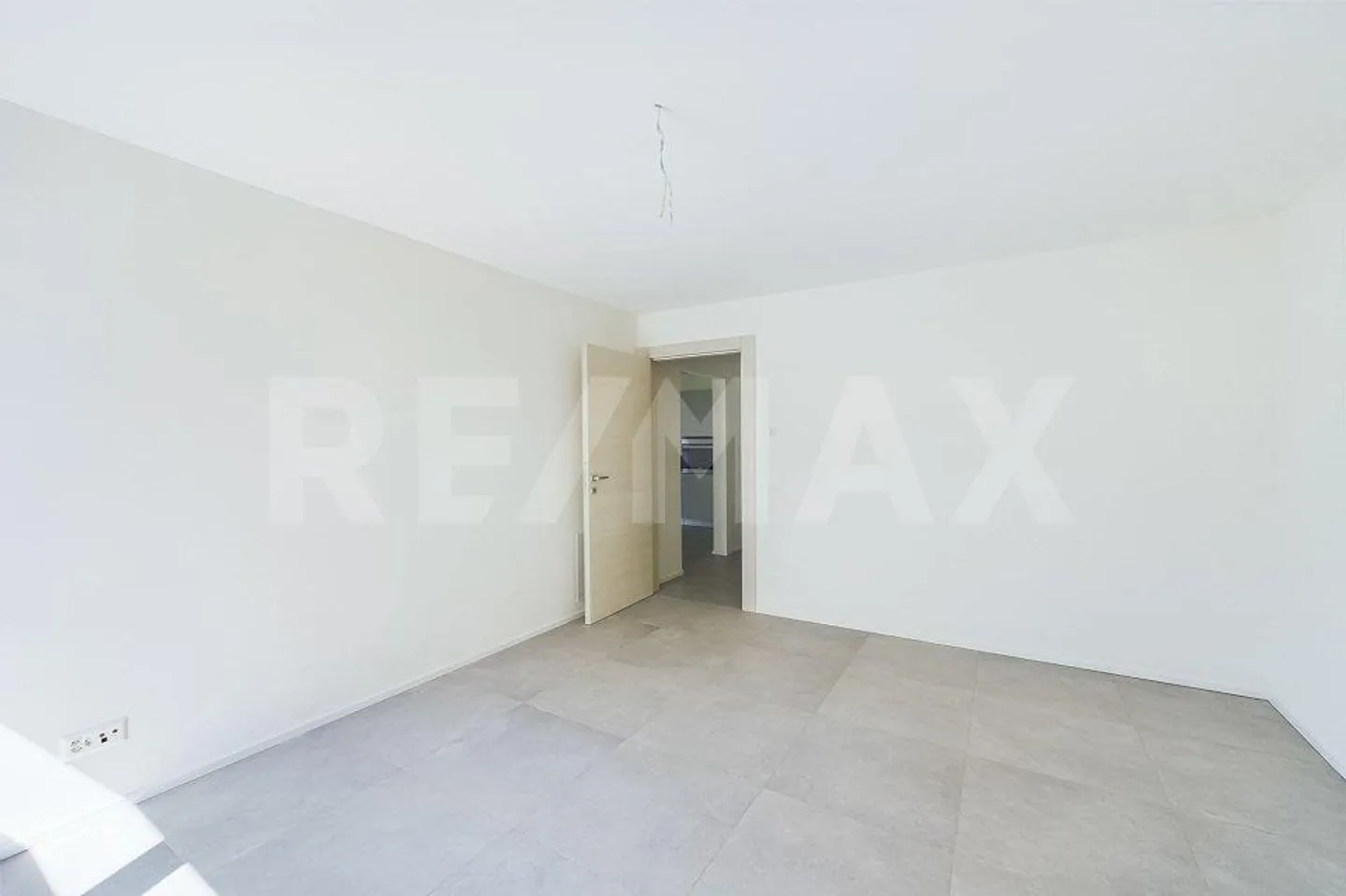 Appartement lumineux en emplacement privilégié - Photo 9 sur 13