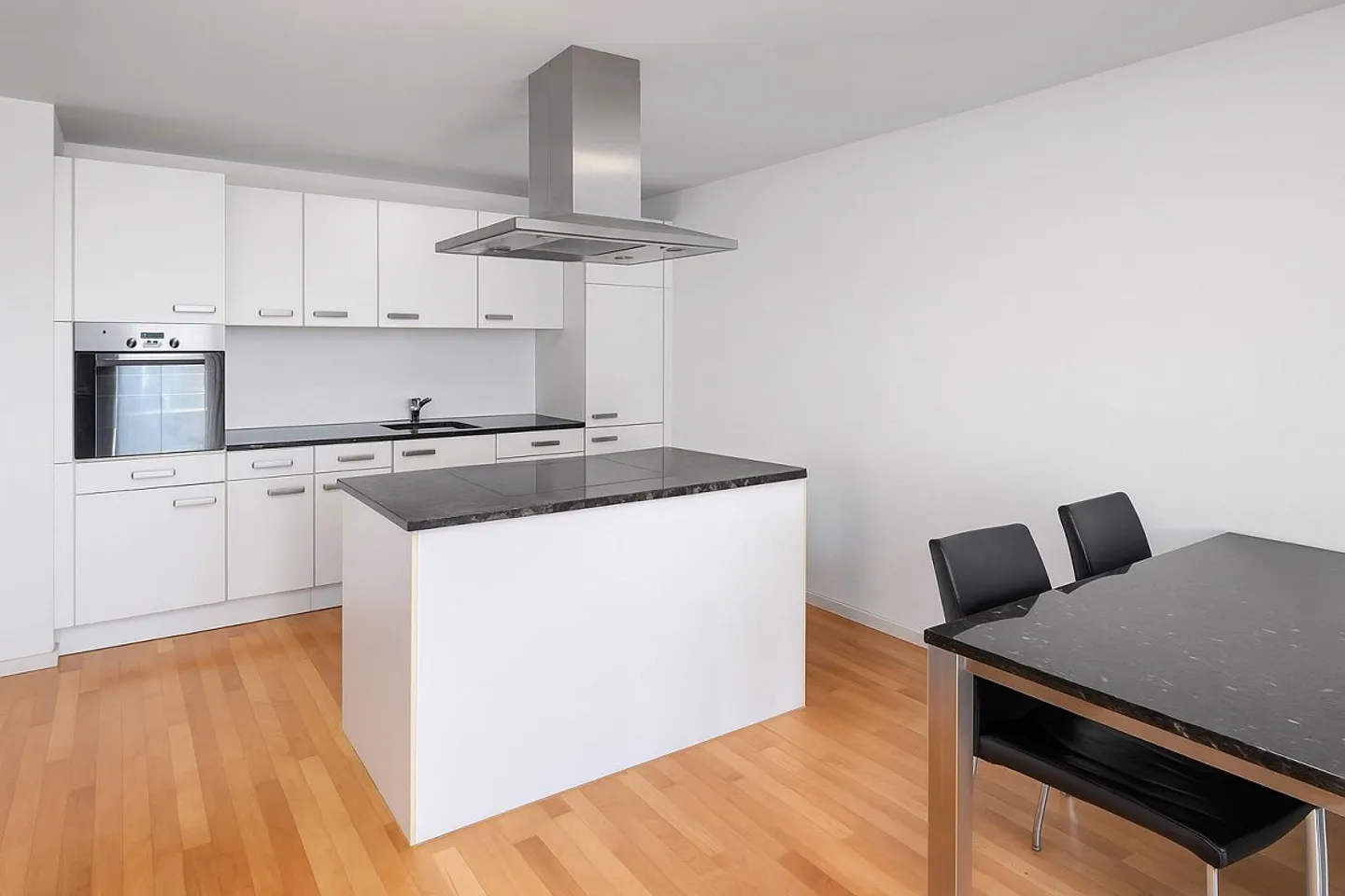 Appartement attrayant au cœur d'Opfikon - Photo 3 sur 7