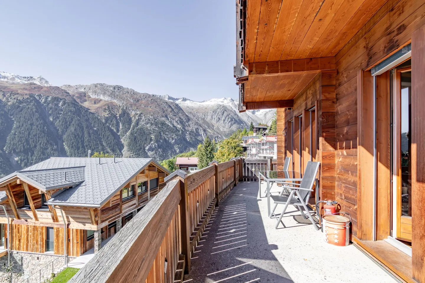 Appartement en duplex de 4,5 pièces - Photo 3 sur 11