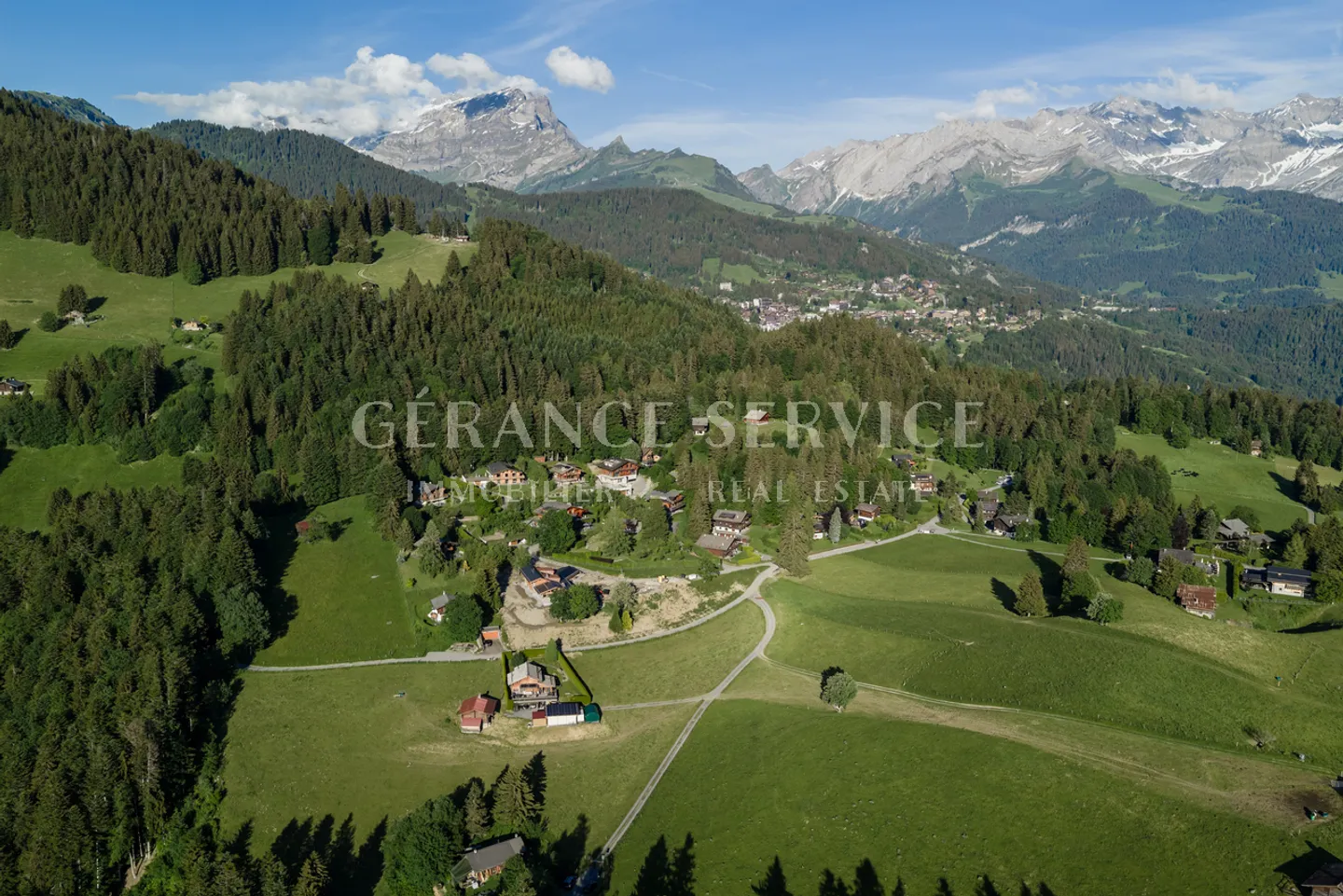 Charmantes Chalet mit Atemberaubenden Ausblicken - Foto 5 von 47