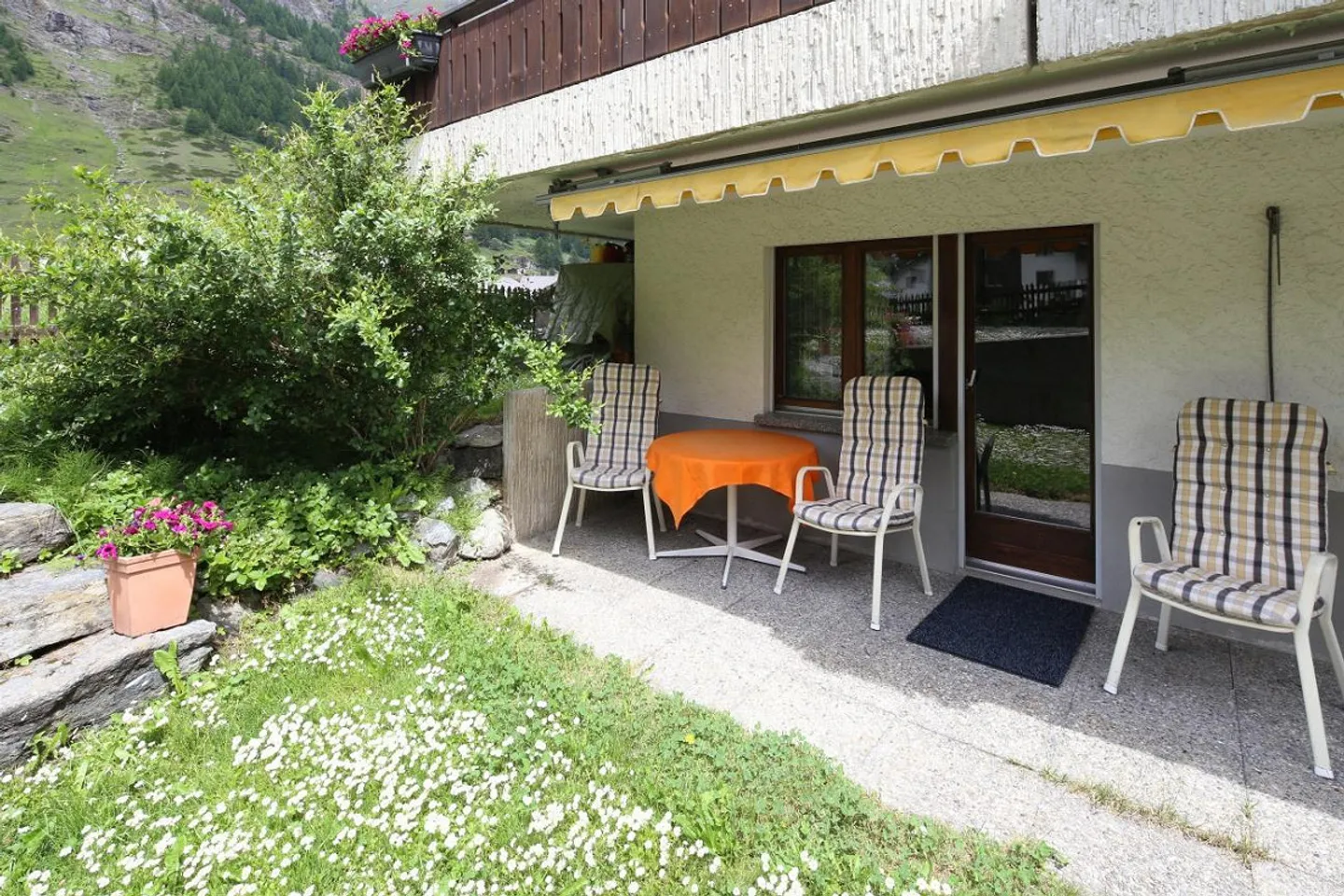 From May 1, 2026 - only in annual rent - Photo 25 of 30