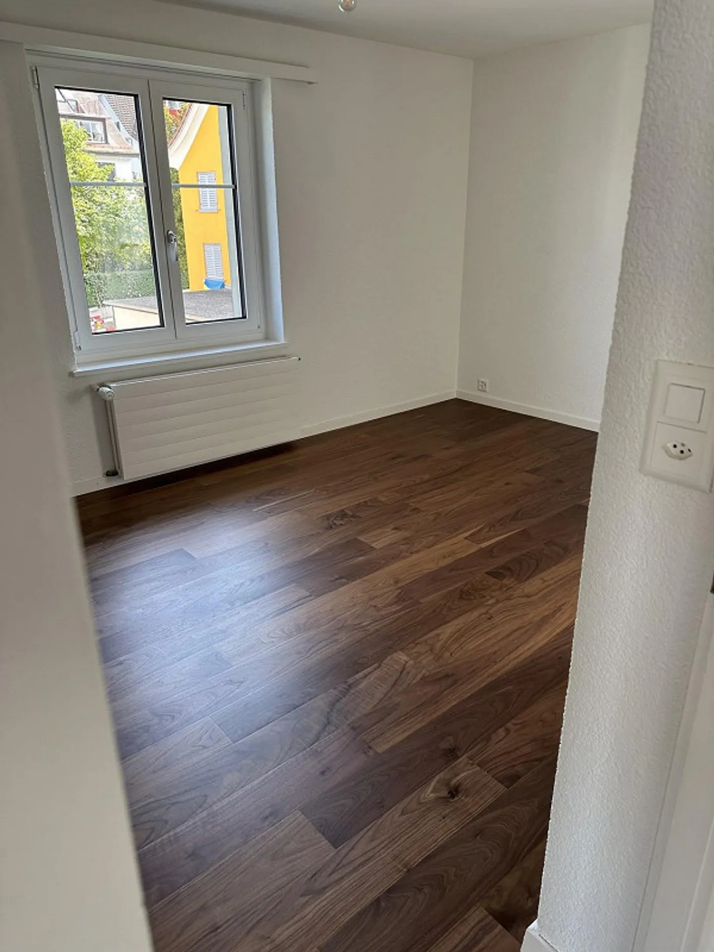 Incantevole appartamento mansardato 2.5 locali con balcone e vicinanza al lago a Horgen - Foto 13 di 13