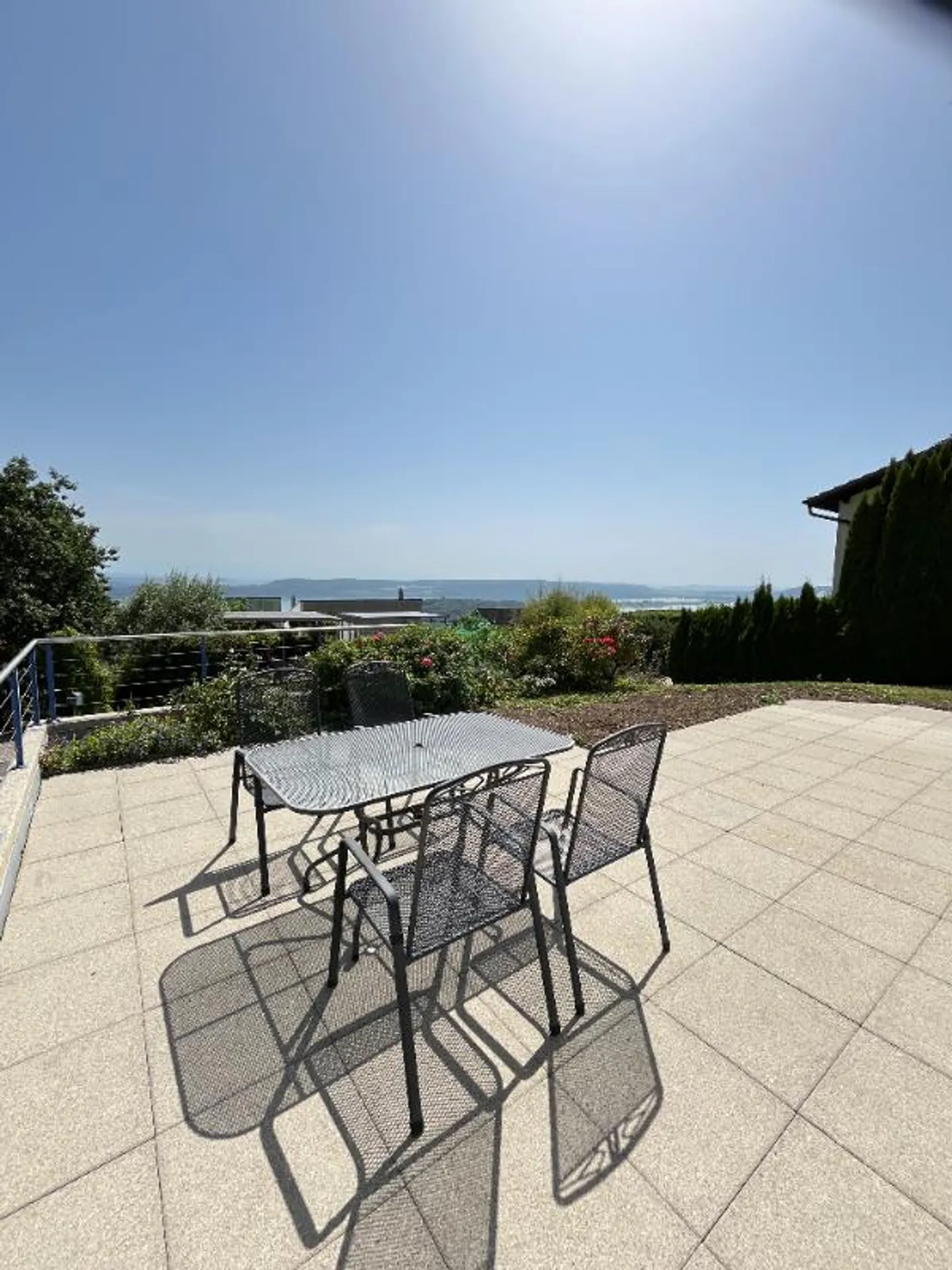 Charmantes Einfamilienhaus in Ligerz - Foto 2 von 5