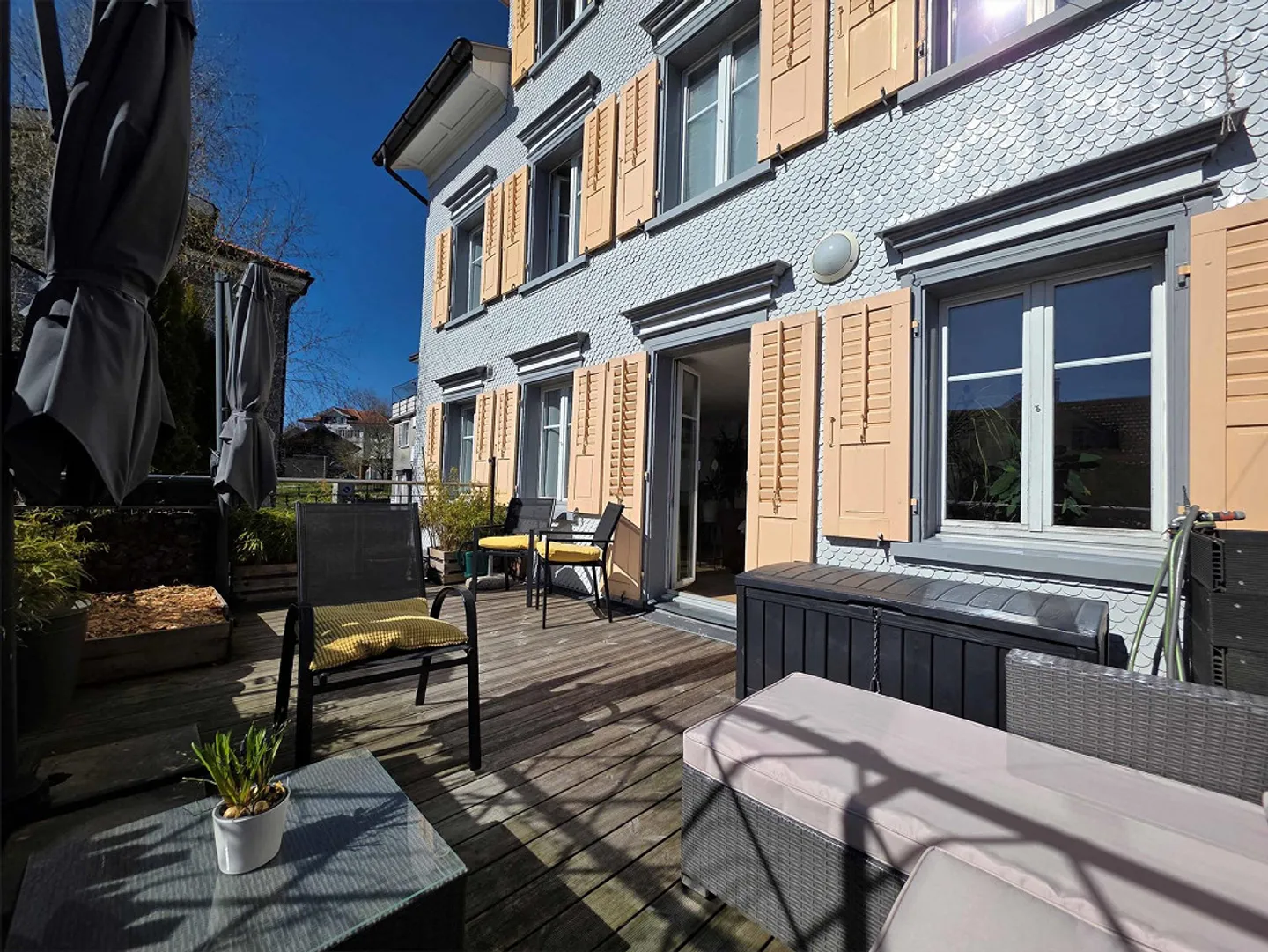 Charming 9.5-Room Single-Family House in the Center - Photo 13 of 15