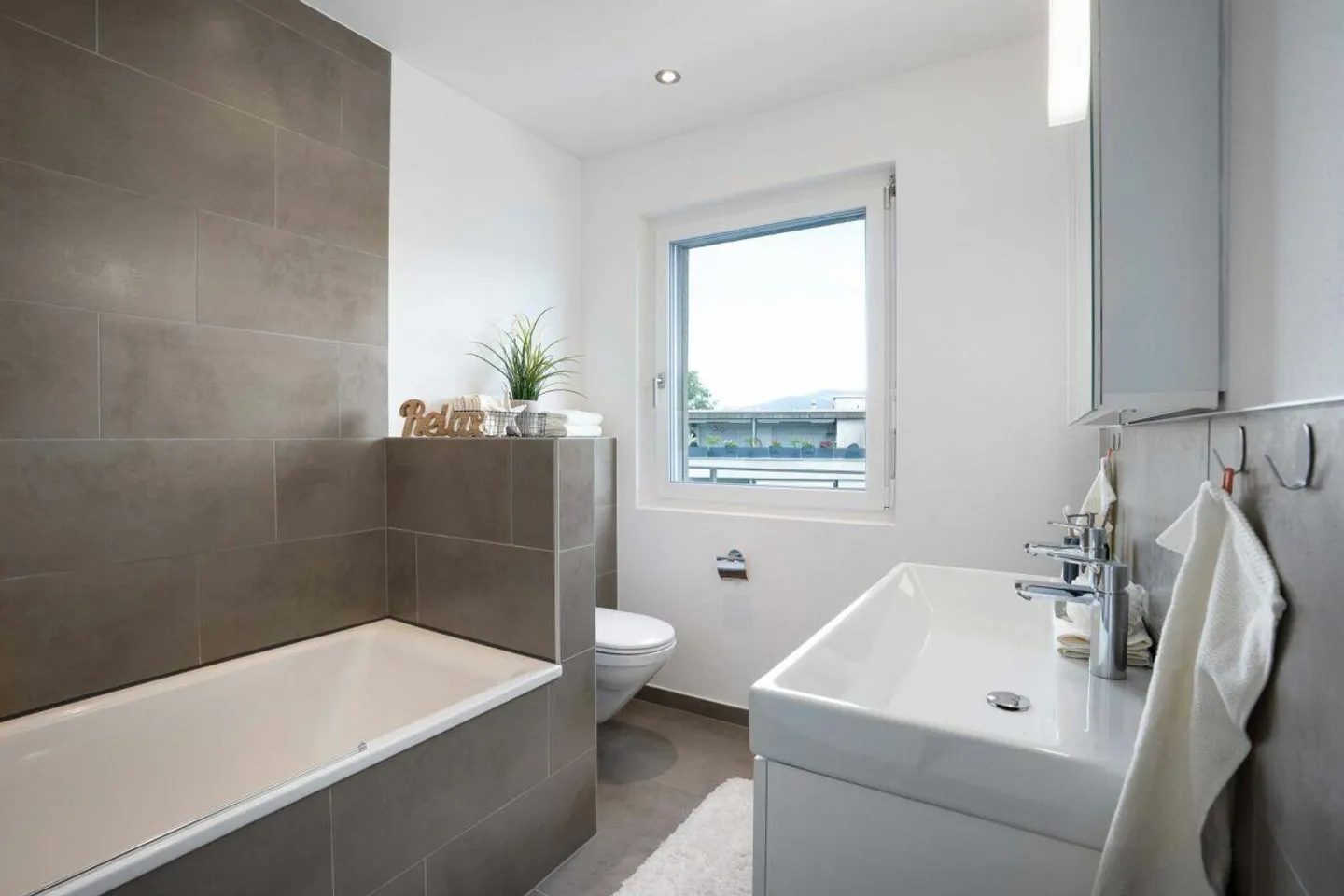 Sunny penthouse apartment with the highest comfort and privacy - Photo 9 of 14