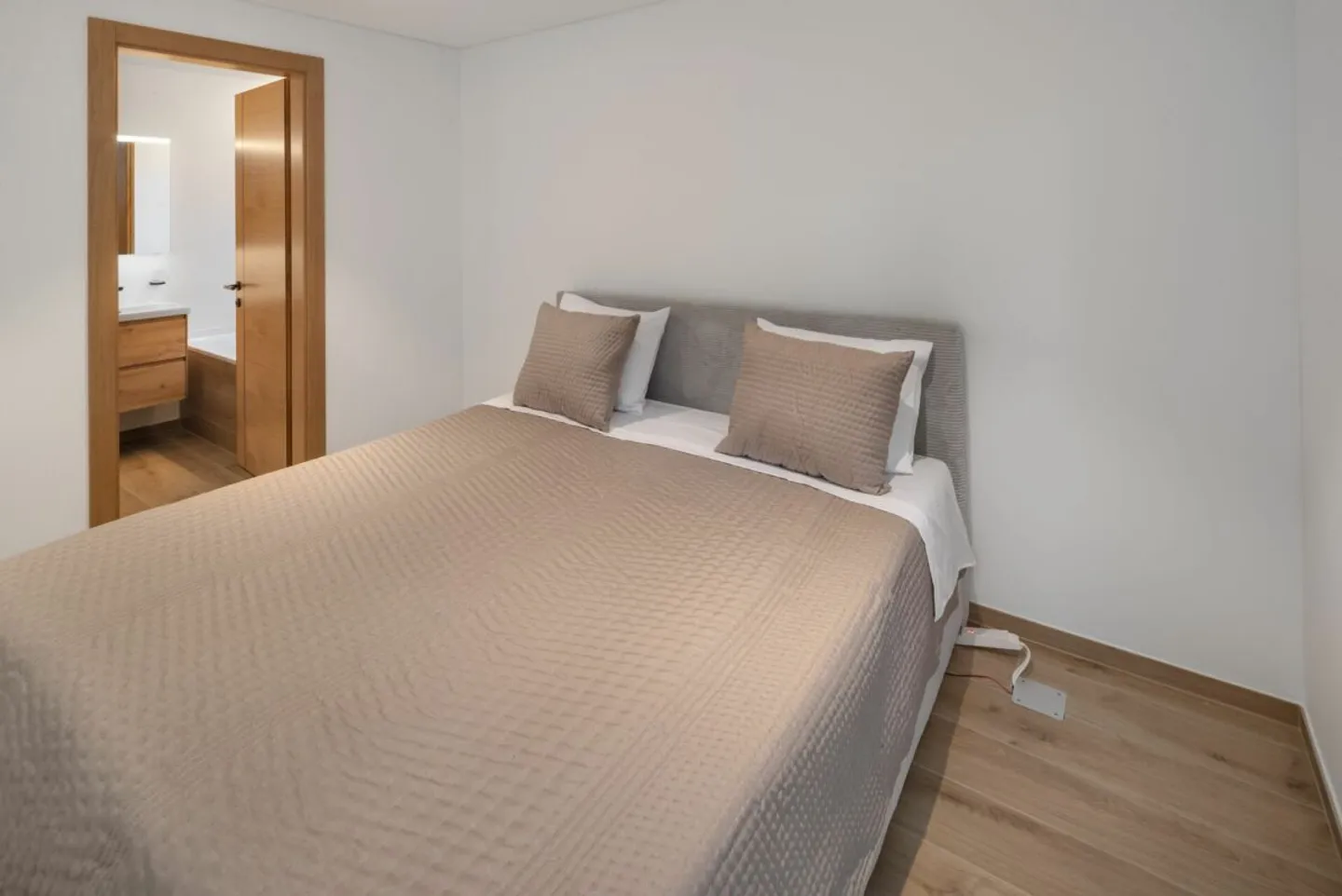 Chalet di Lusso con Vista Alpina - Foto 11 di 13