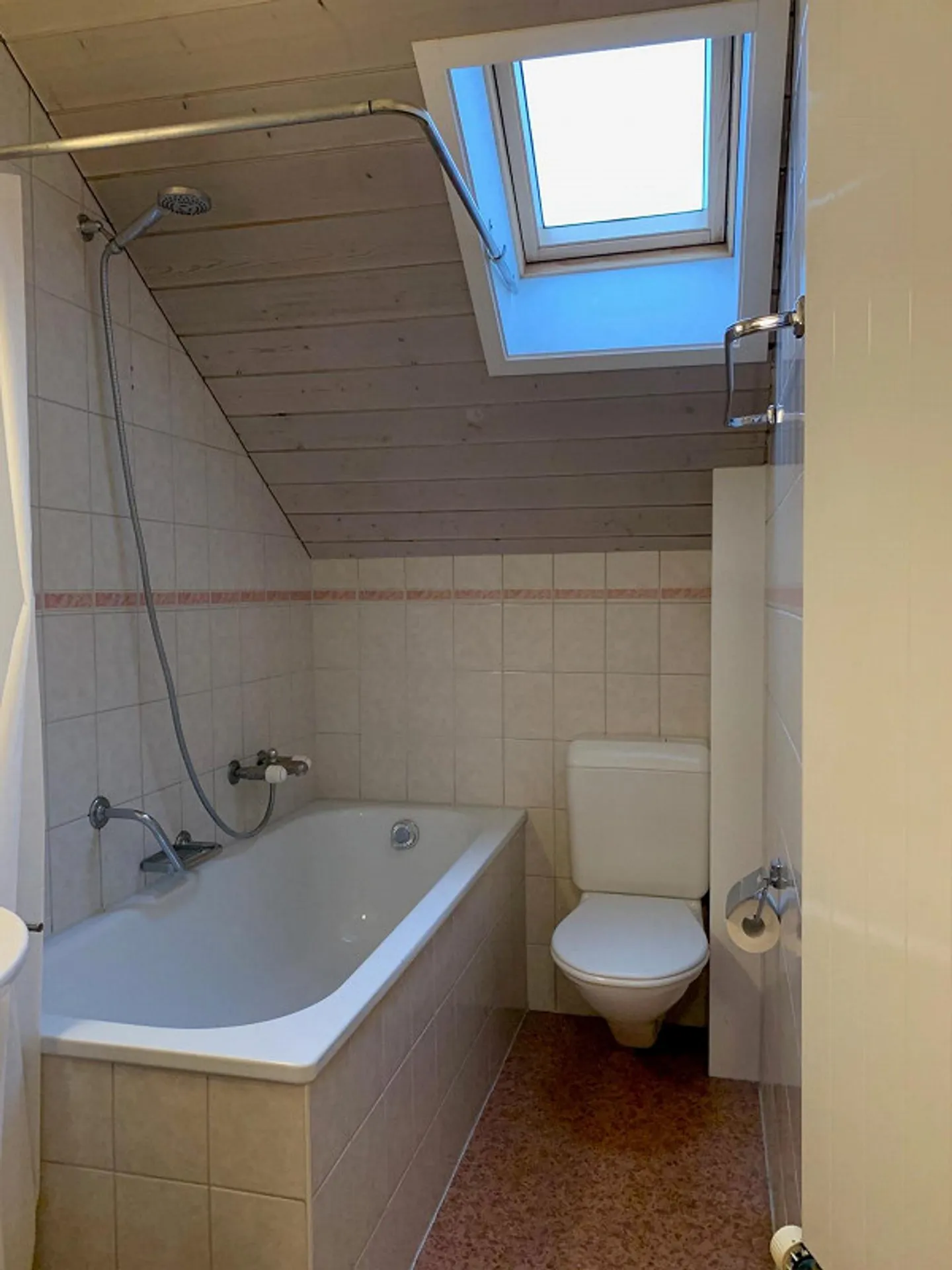 Appartement dans un ancien bâtiment au Ostring! - Photo 6 sur 8