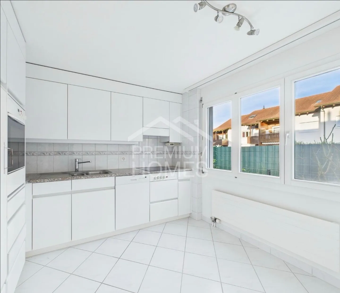 Vivre dans le vert - Proche de la ville et adapté aux familles - Photo 5 sur 11