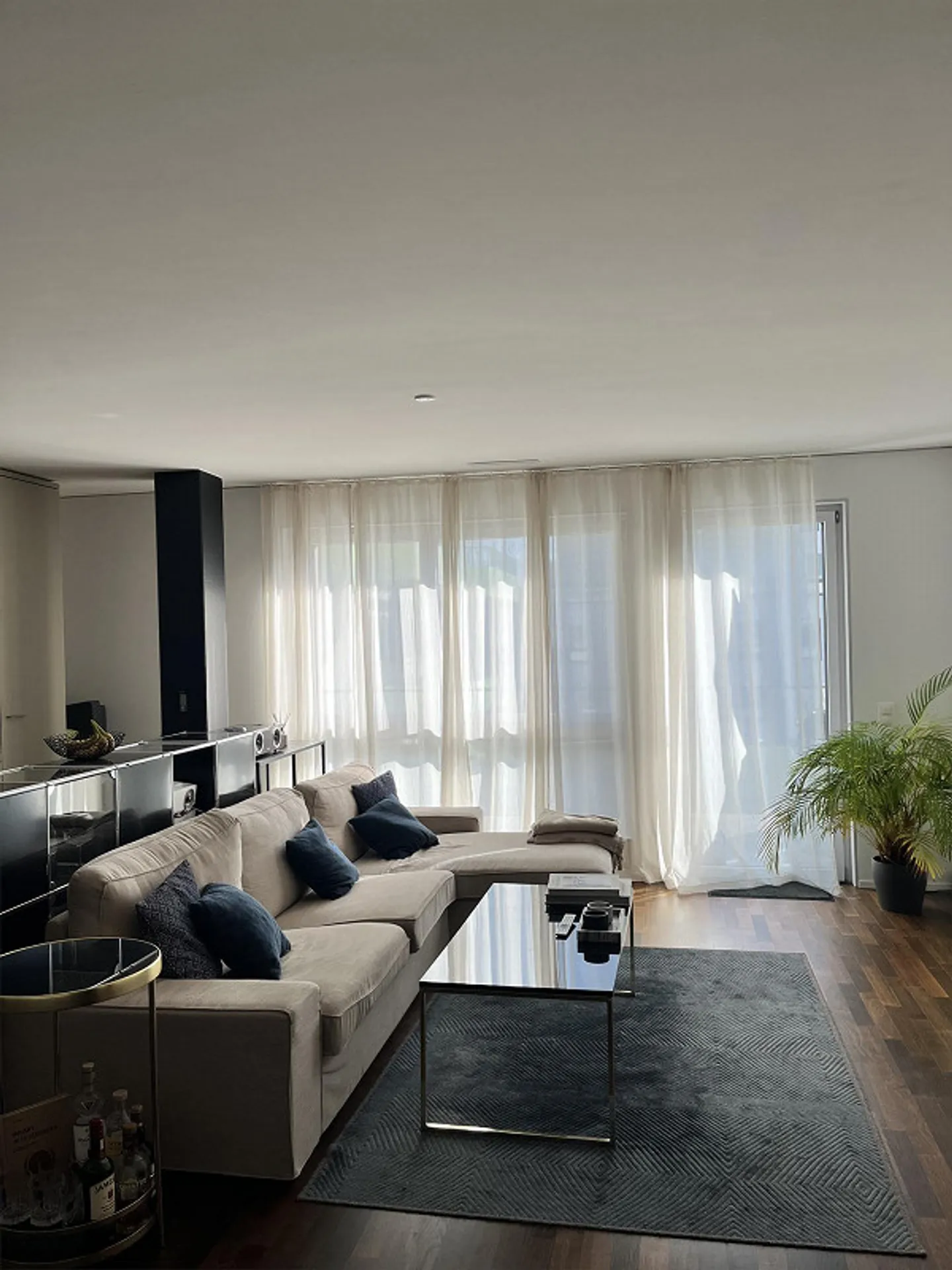 Appartement moderne de 4,5 pièces avec balcon à Glattpark - Photo 1 sur 12