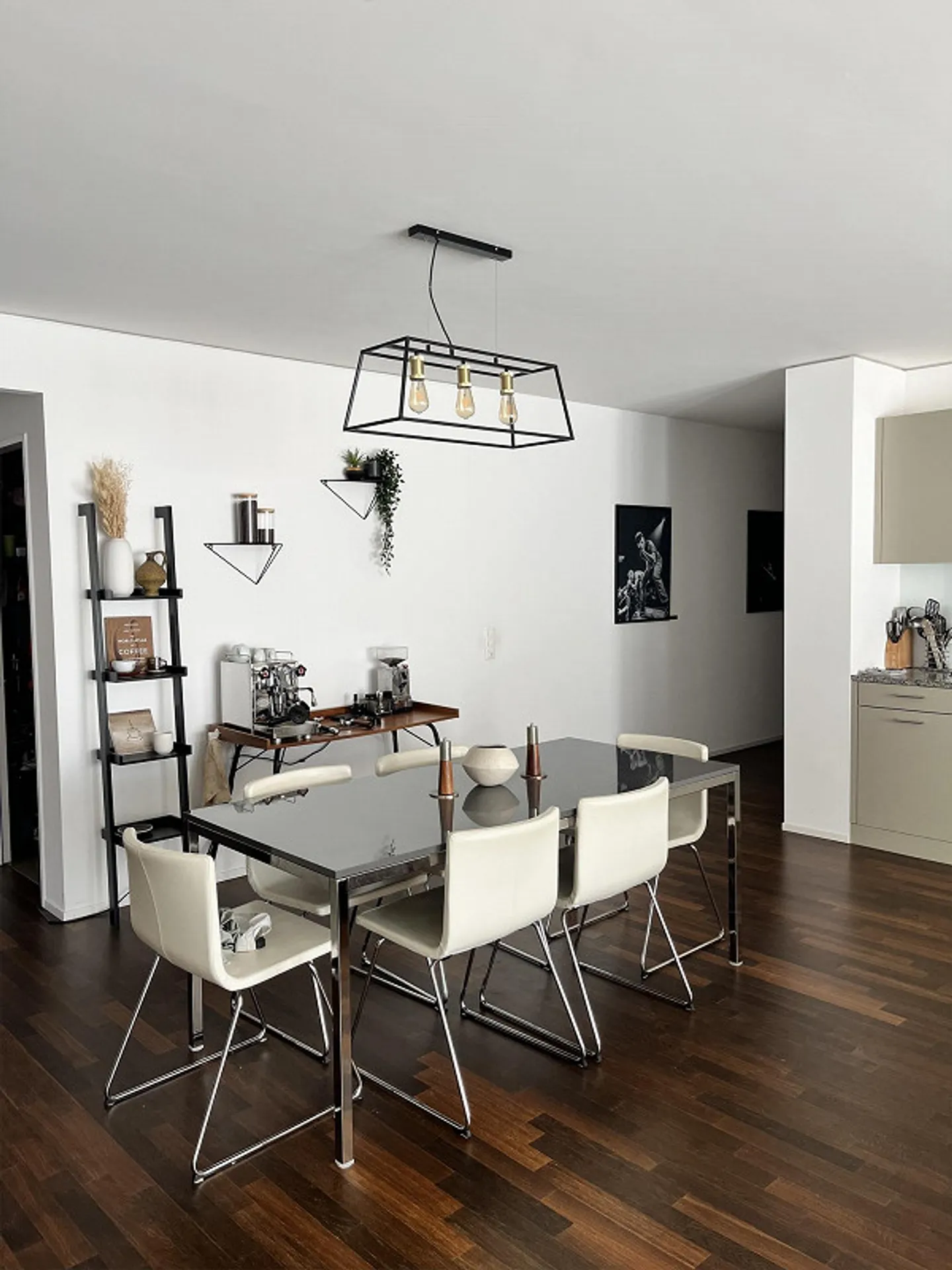 Appartement moderne de 4,5 pièces avec balcon à Glattpark - Photo 2 sur 12