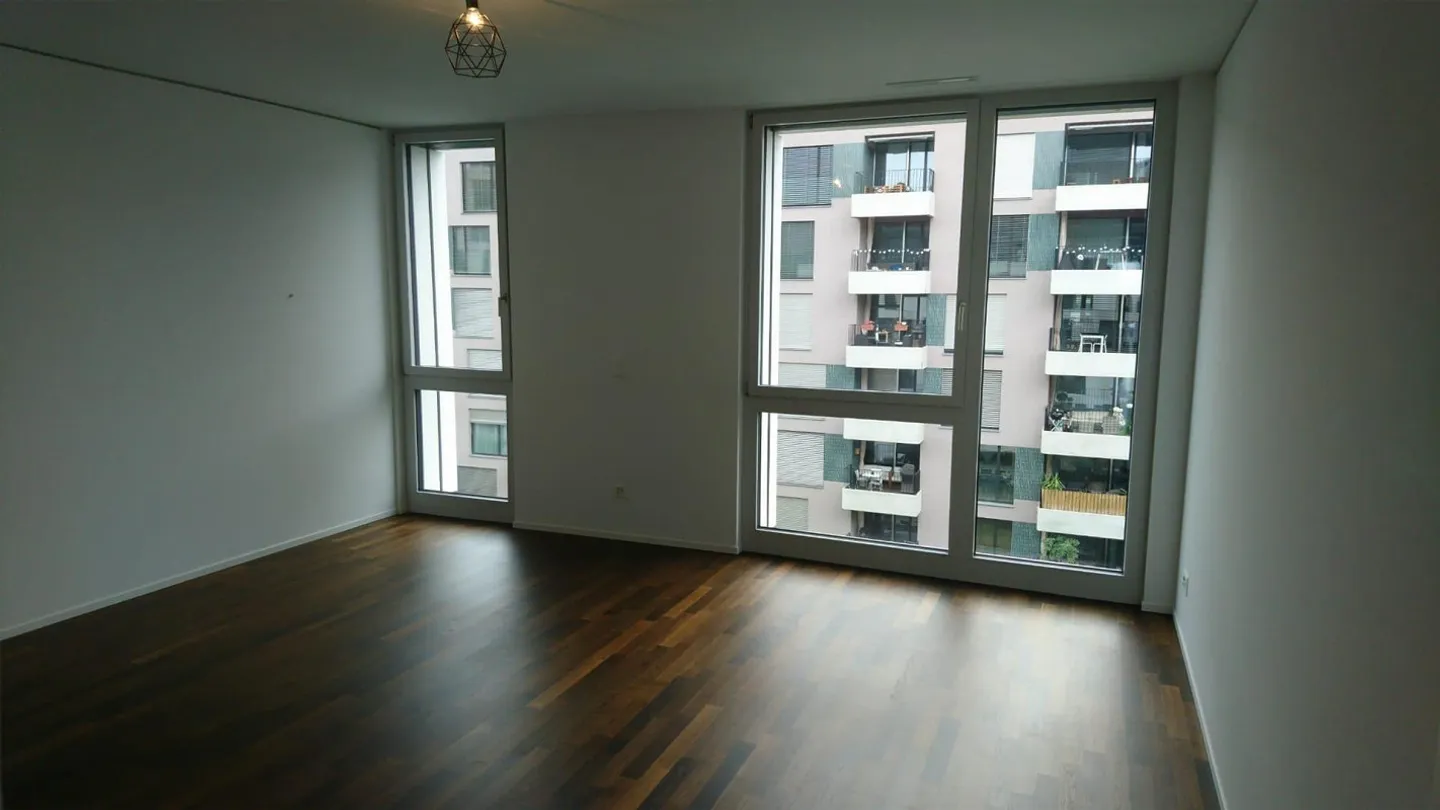 Appartement moderne de 4,5 pièces avec balcon à Glattpark - Photo 5 sur 12