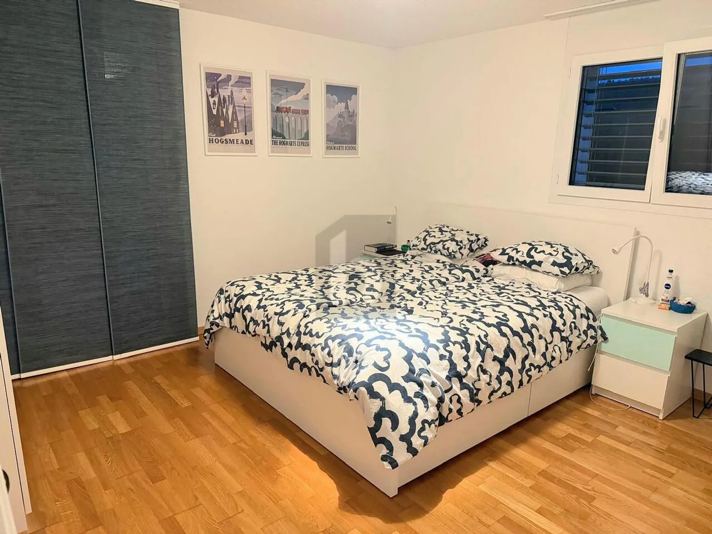 MODERN AND SPACIOUS - Photo 3 of 5