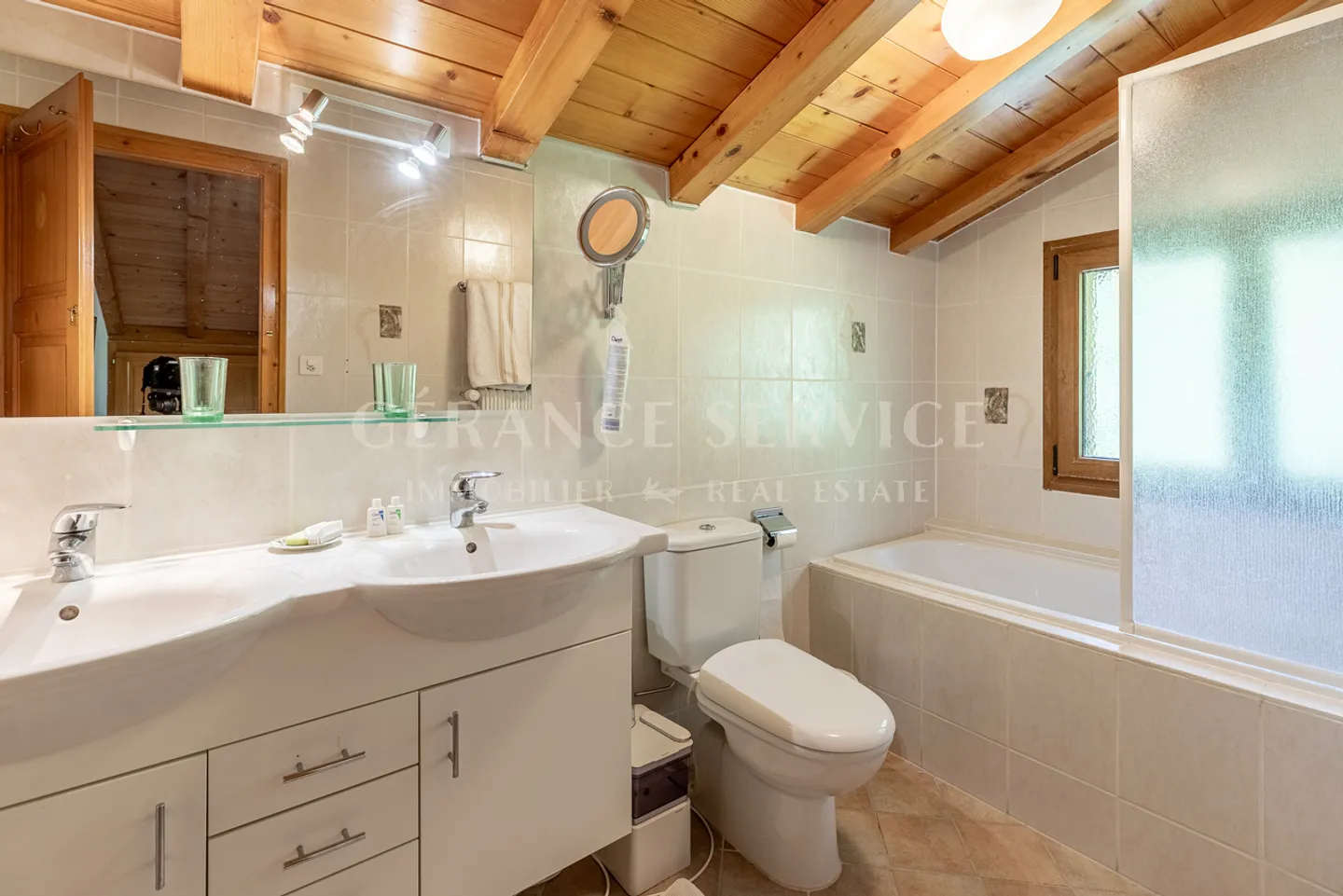 Charmantes Chalet mit Atemberaubenden Ausblicken - Foto 41 von 47