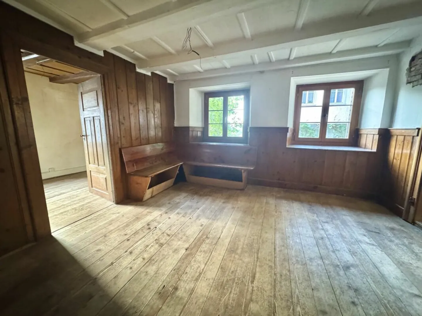 Fattoria storica di 6 stanze con un potenziale di sviluppo unico a Kienberg - Foto 4 di 21
