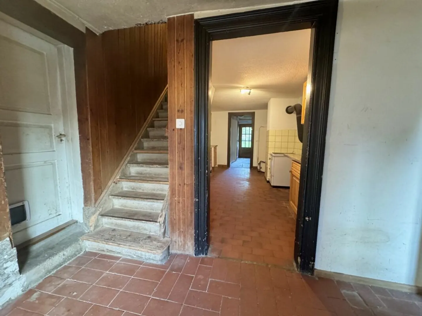 Fattoria storica di 6 stanze con un potenziale di sviluppo unico a Kienberg - Foto 8 di 21