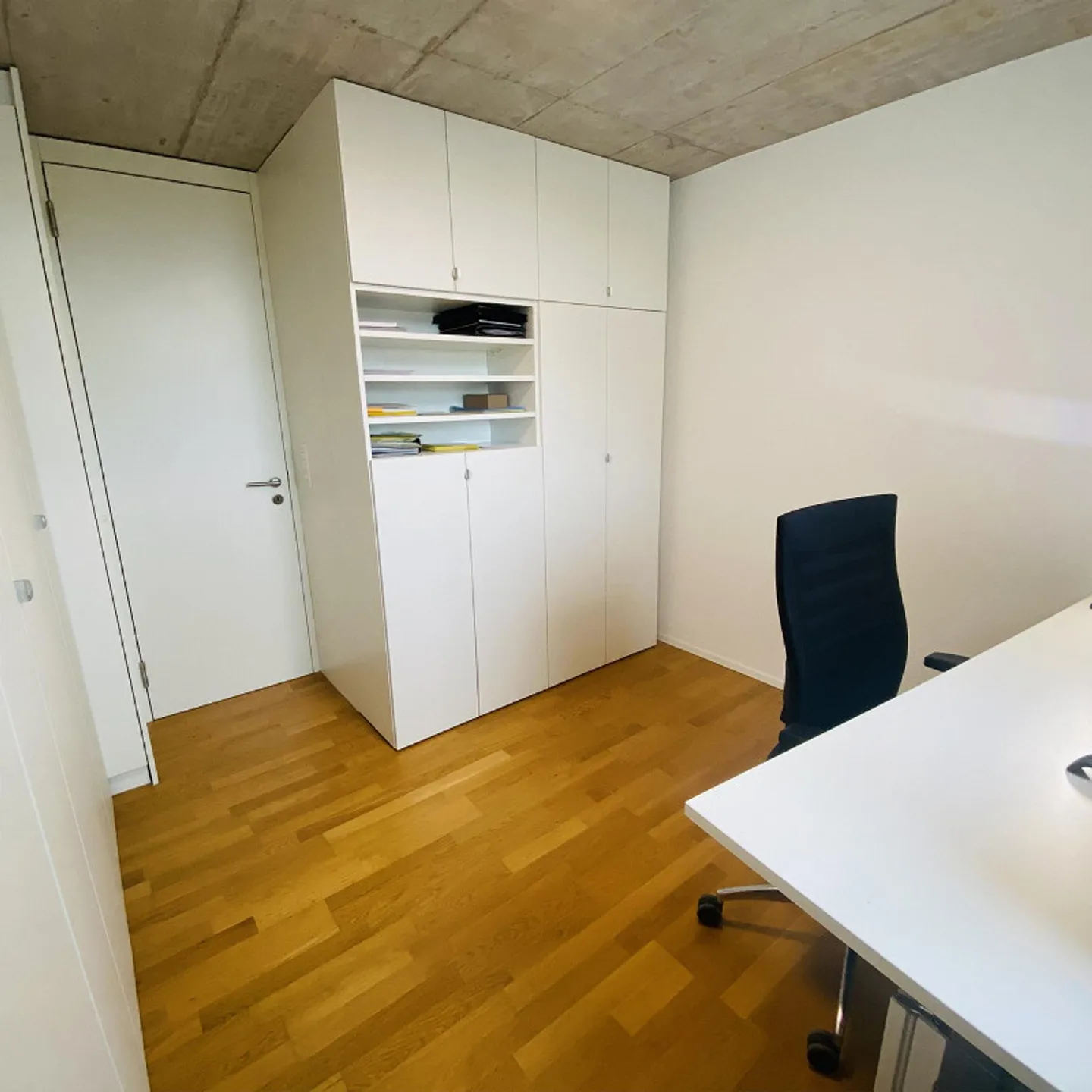 Appartement Attique de 5,5 pièces avec vue (avec jusqu'à 5 places de parking en sous-sol) - Photo 11 sur 30