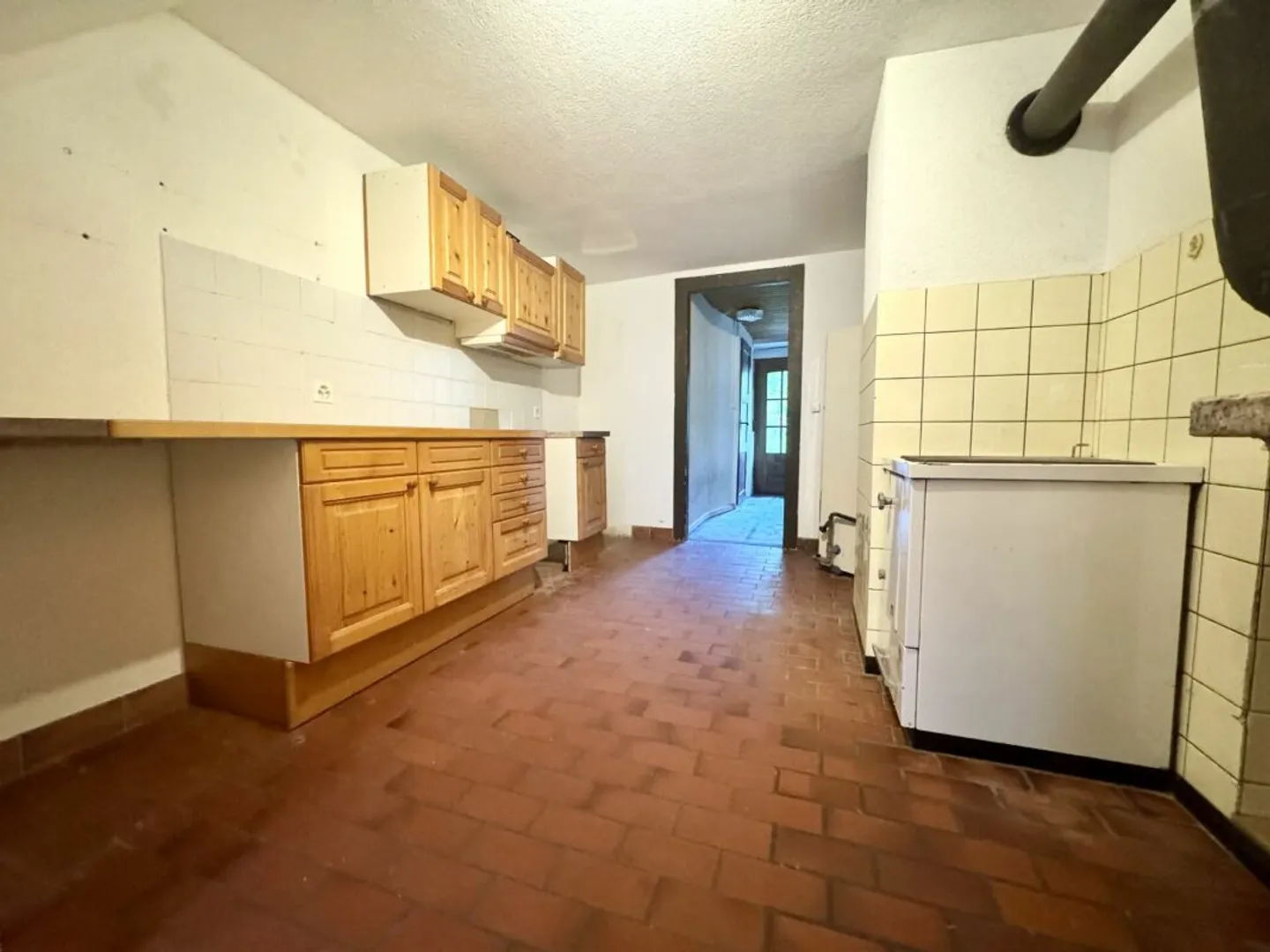 Fattoria storica di 6 stanze con un potenziale di sviluppo unico a Kienberg - Foto 10 di 21