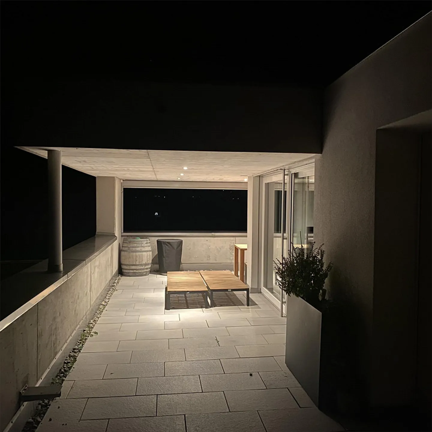 Appartement Attique de 5,5 pièces avec vue (avec jusqu'à 5 places de parking en sous-sol) - Photo 21 sur 30