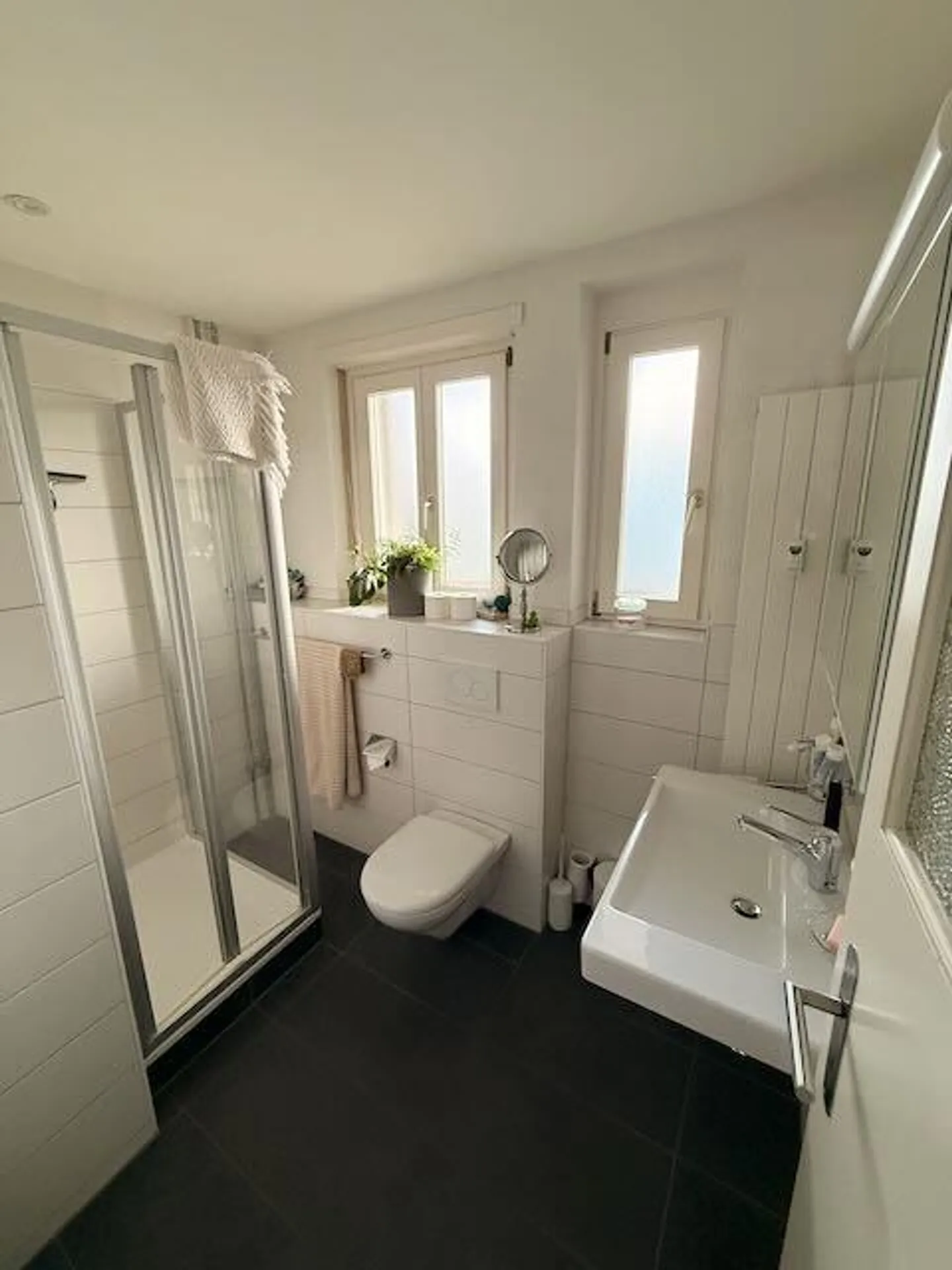 Grosse 5-Zimmerwohnung mit moderner Küche - Foto 8 von 10