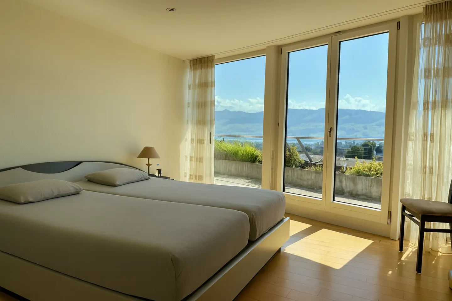 Exklusive Attika-Terrassenwohnung mit Seesicht - Foto 5 von 6