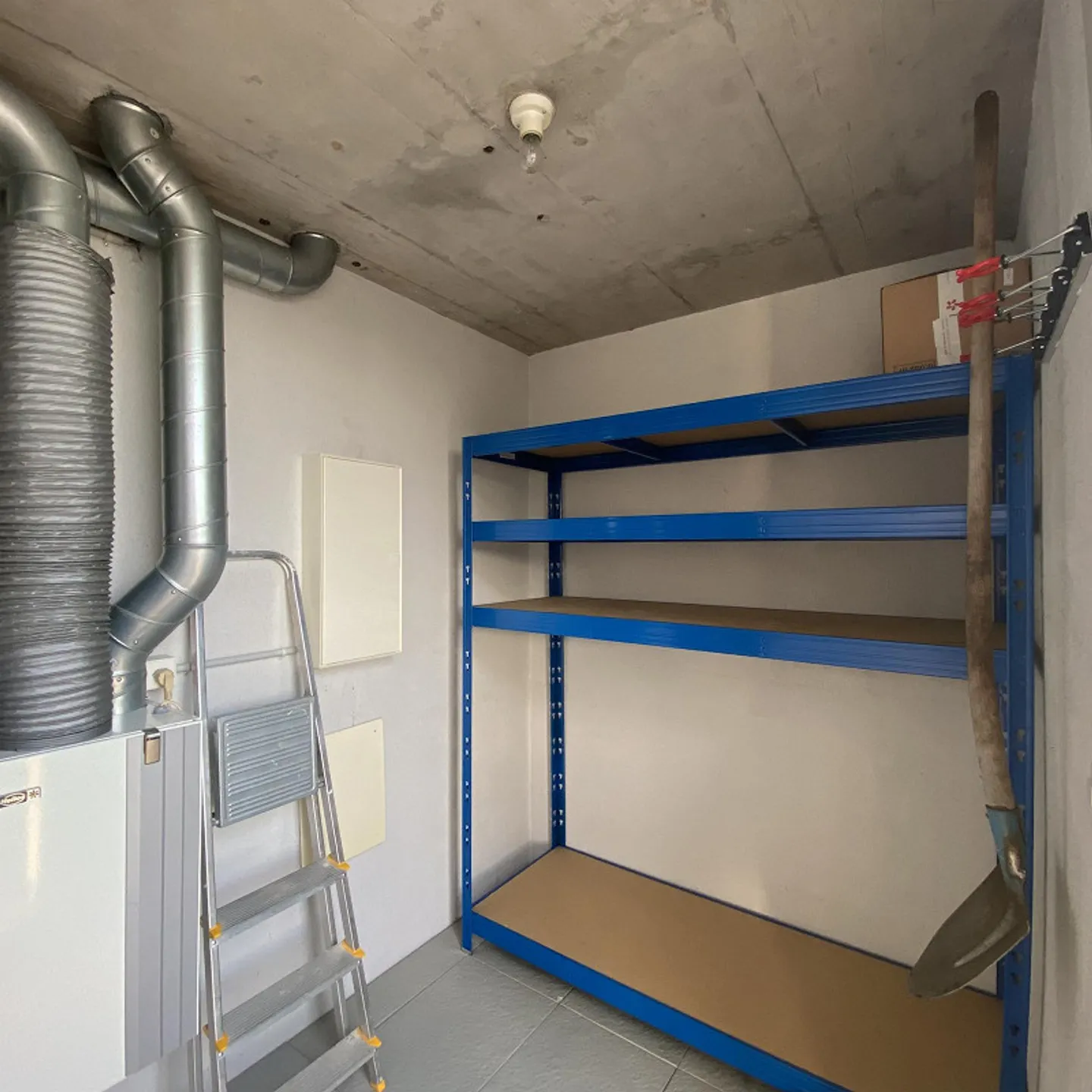 Appartement Attique de 5,5 pièces avec vue (avec jusqu'à 5 places de parking en sous-sol) - Photo 23 sur 30