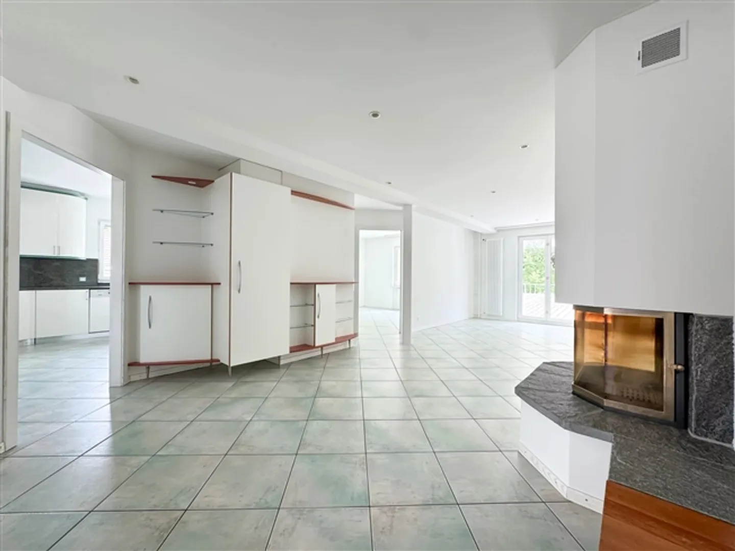 Appartamento - Foto 4 di 13