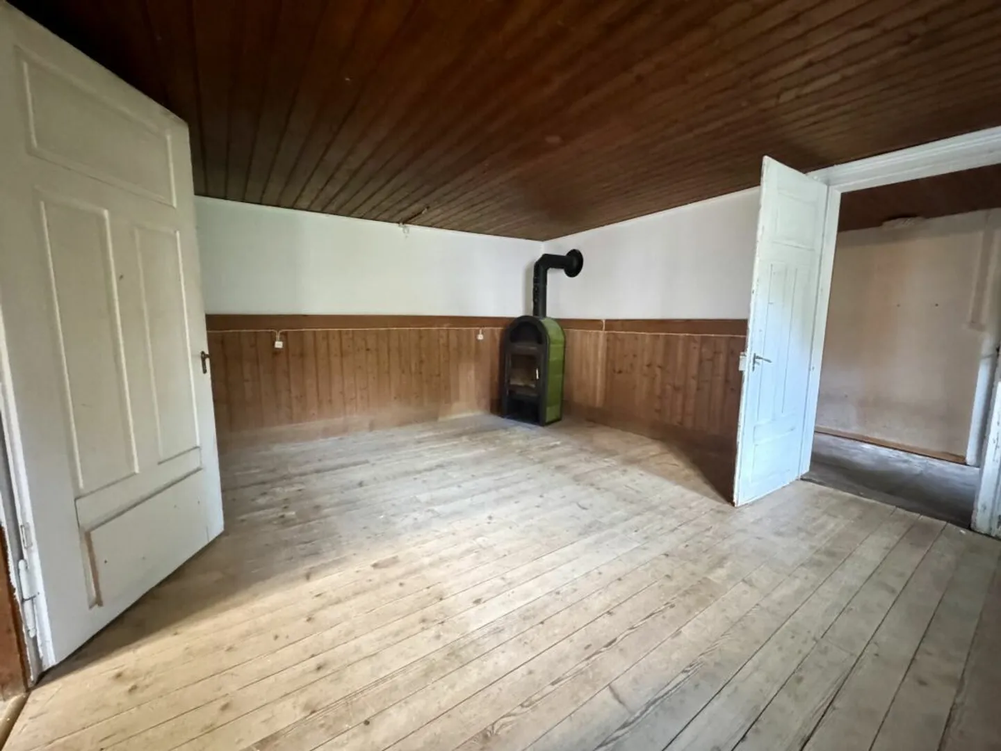 Fattoria storica di 6 stanze con un potenziale di sviluppo unico a Kienberg - Foto 13 di 21