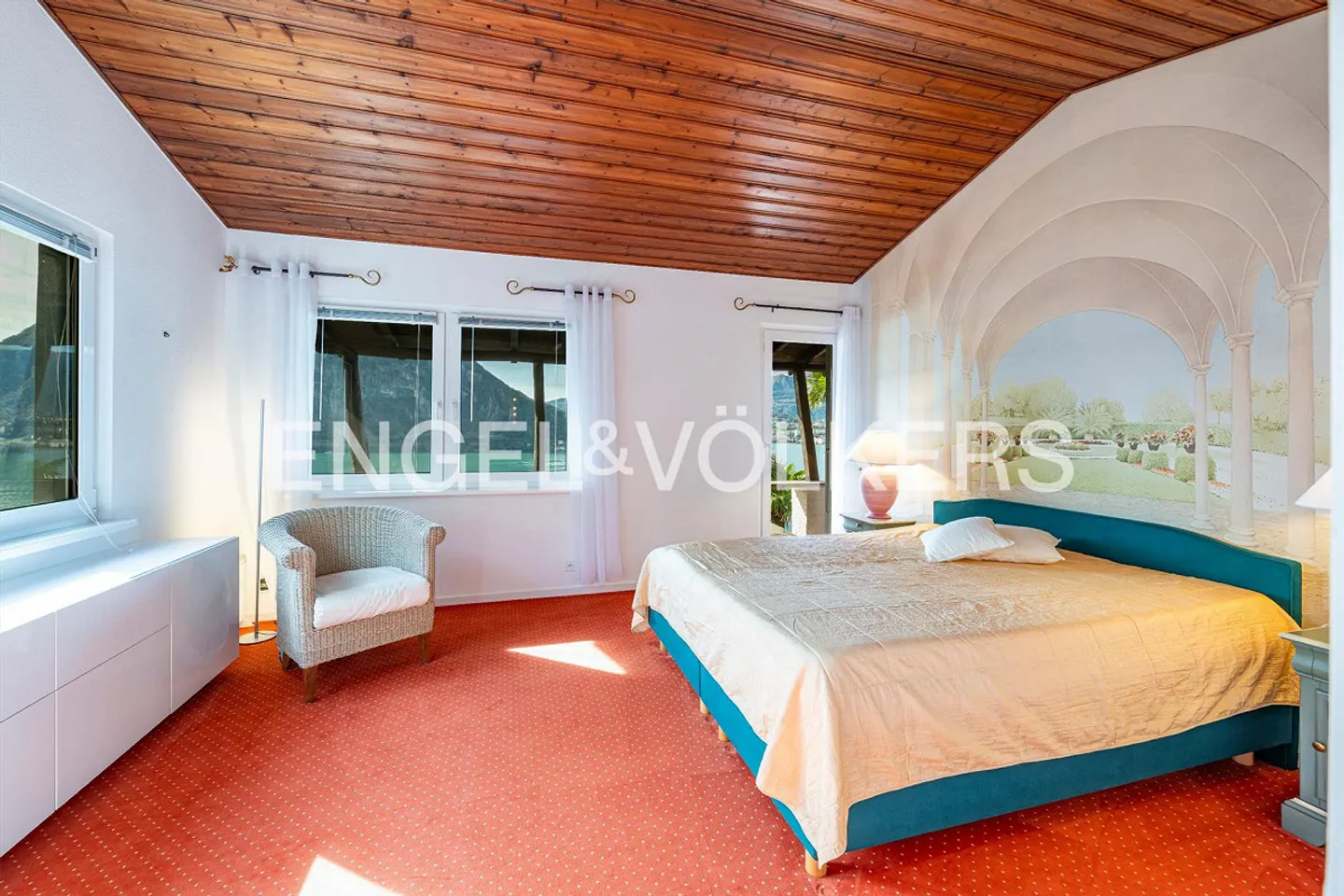 Panoramic house with lake view and boat in Caprino - Photo 9 of 13