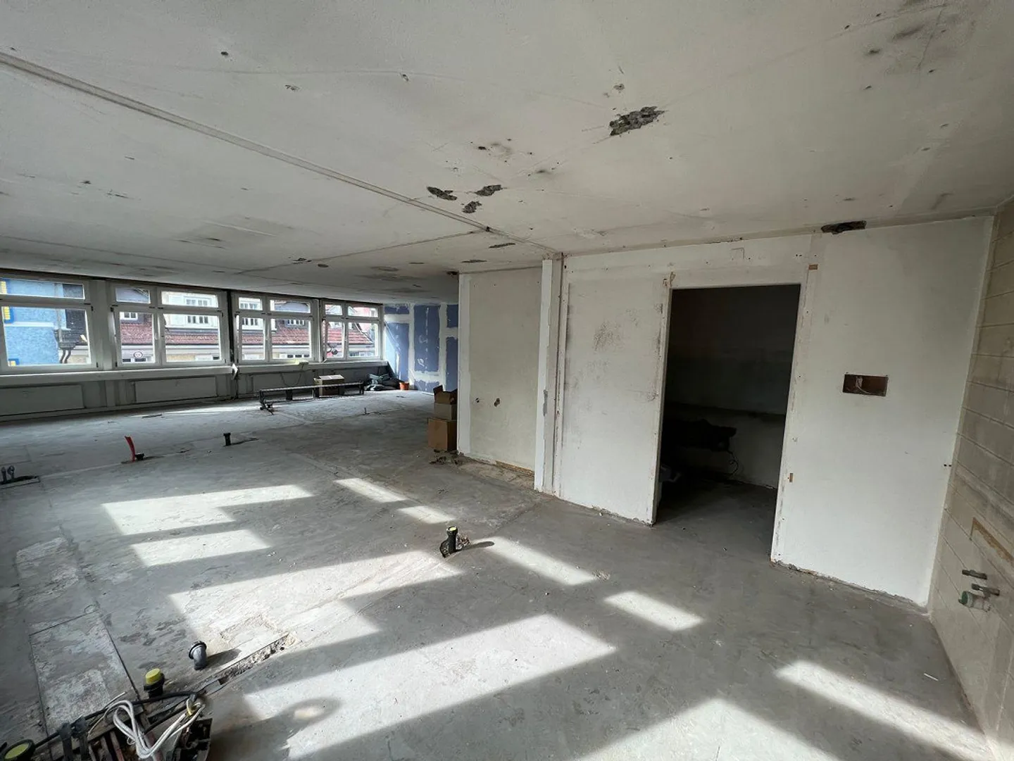 Zentrale Gewerbefläche zu Vermieten - Foto 5 von 11